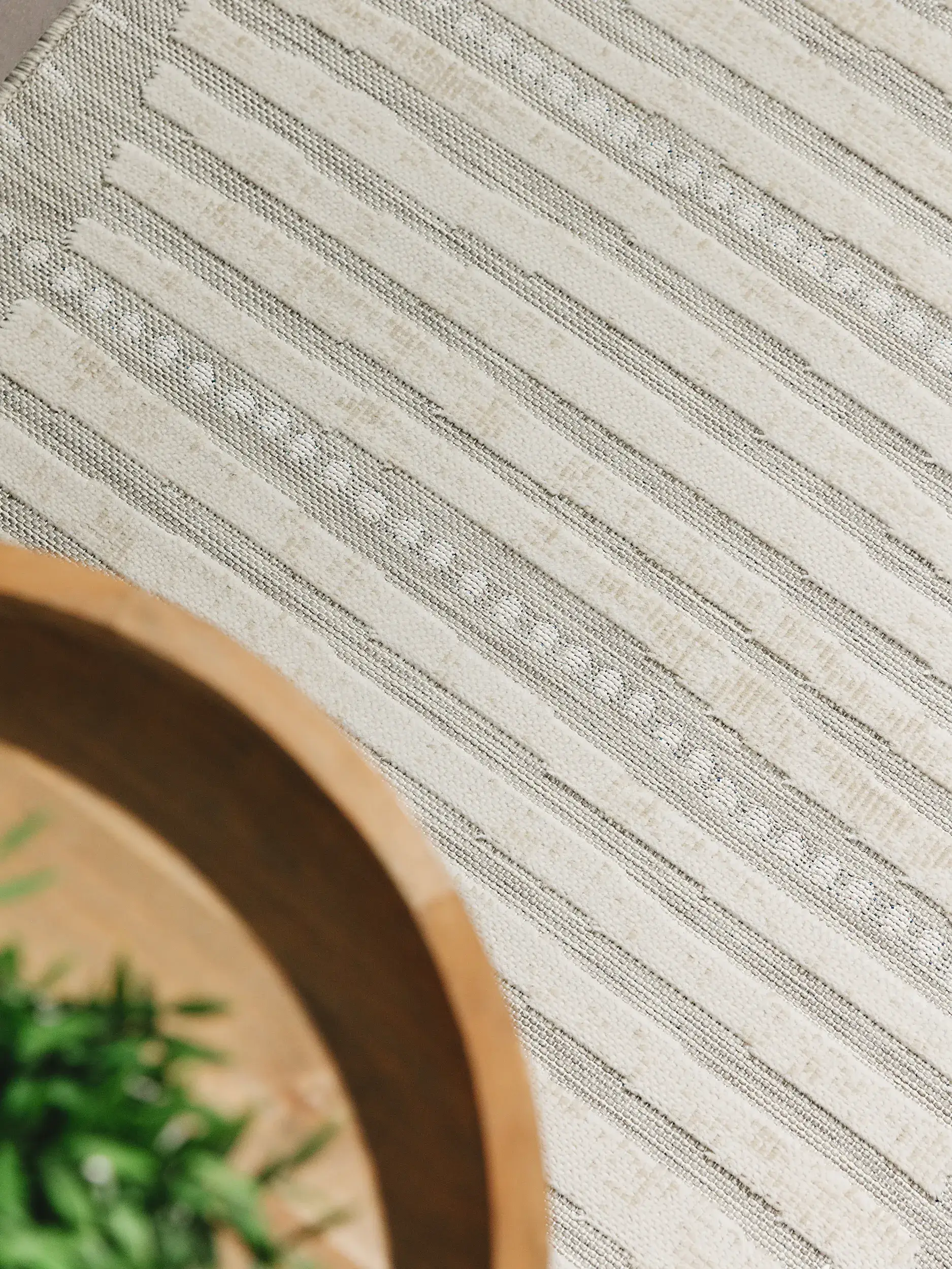 Rug made of 100% Polypropylen in Beige with a 100% Polypropylen high pile by benuta Basic