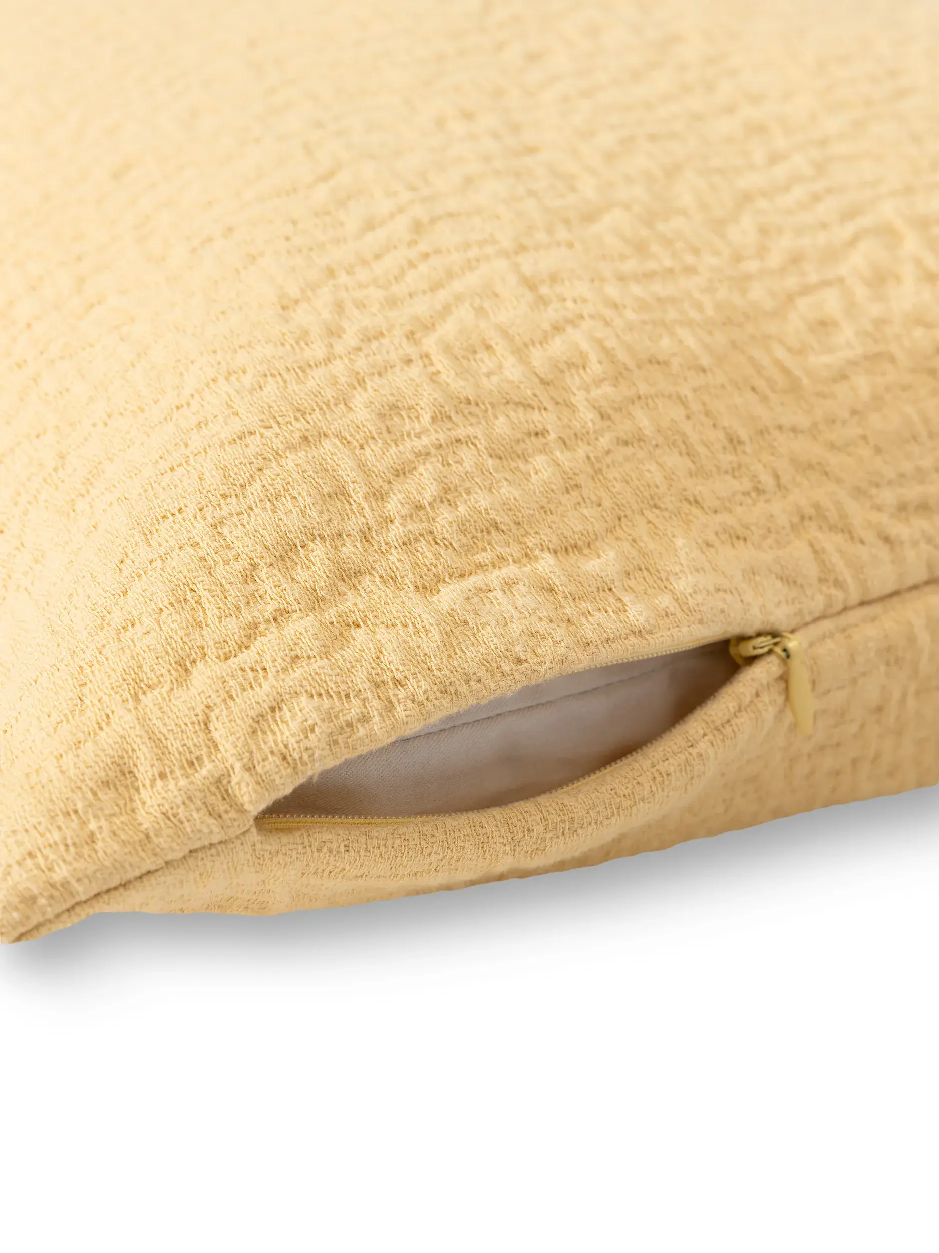 Kissenbezug Carmo Gelb in Einfarbig design made of 100% Cotton by benuta