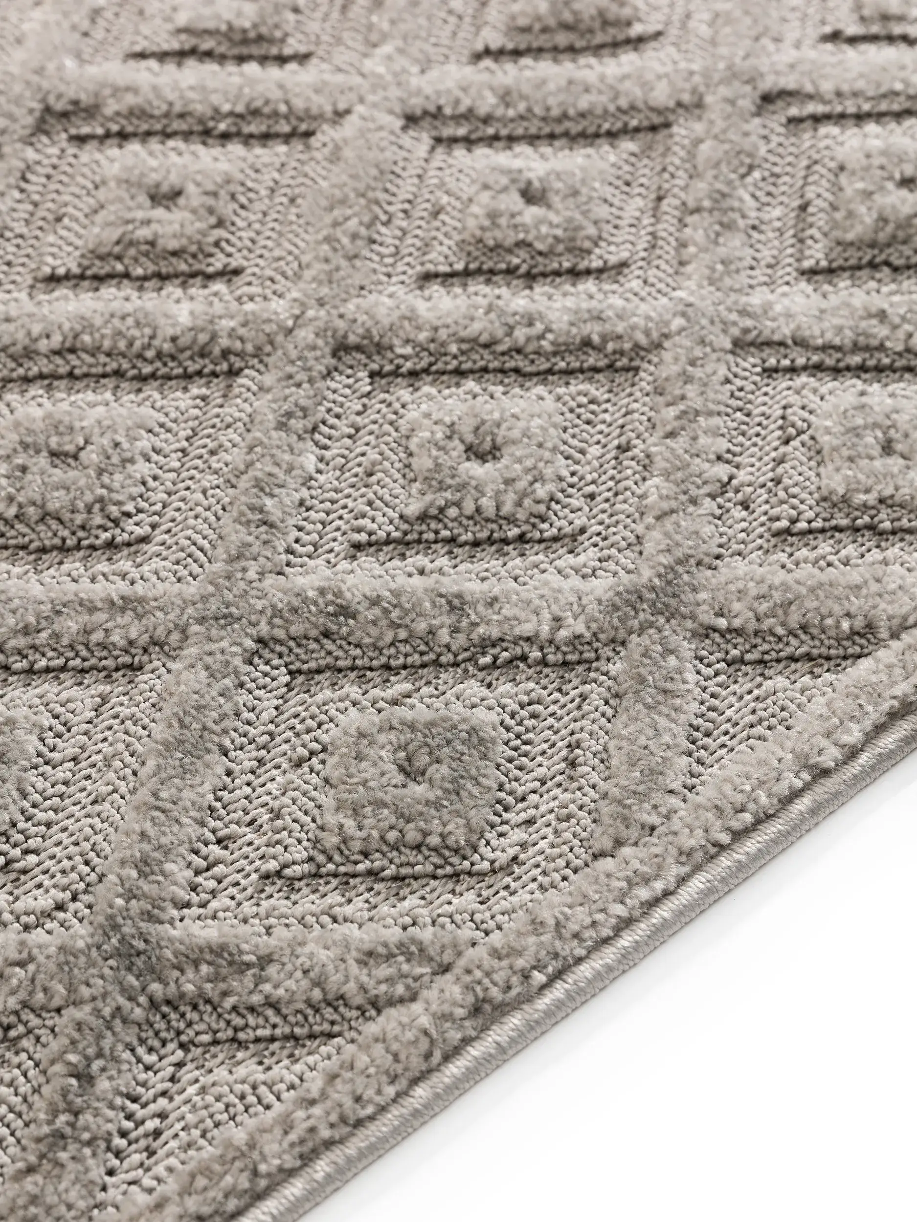 Rug made of 100% Polypropylen in Grey with a 100% Polypropylen high pile by benuta Basic