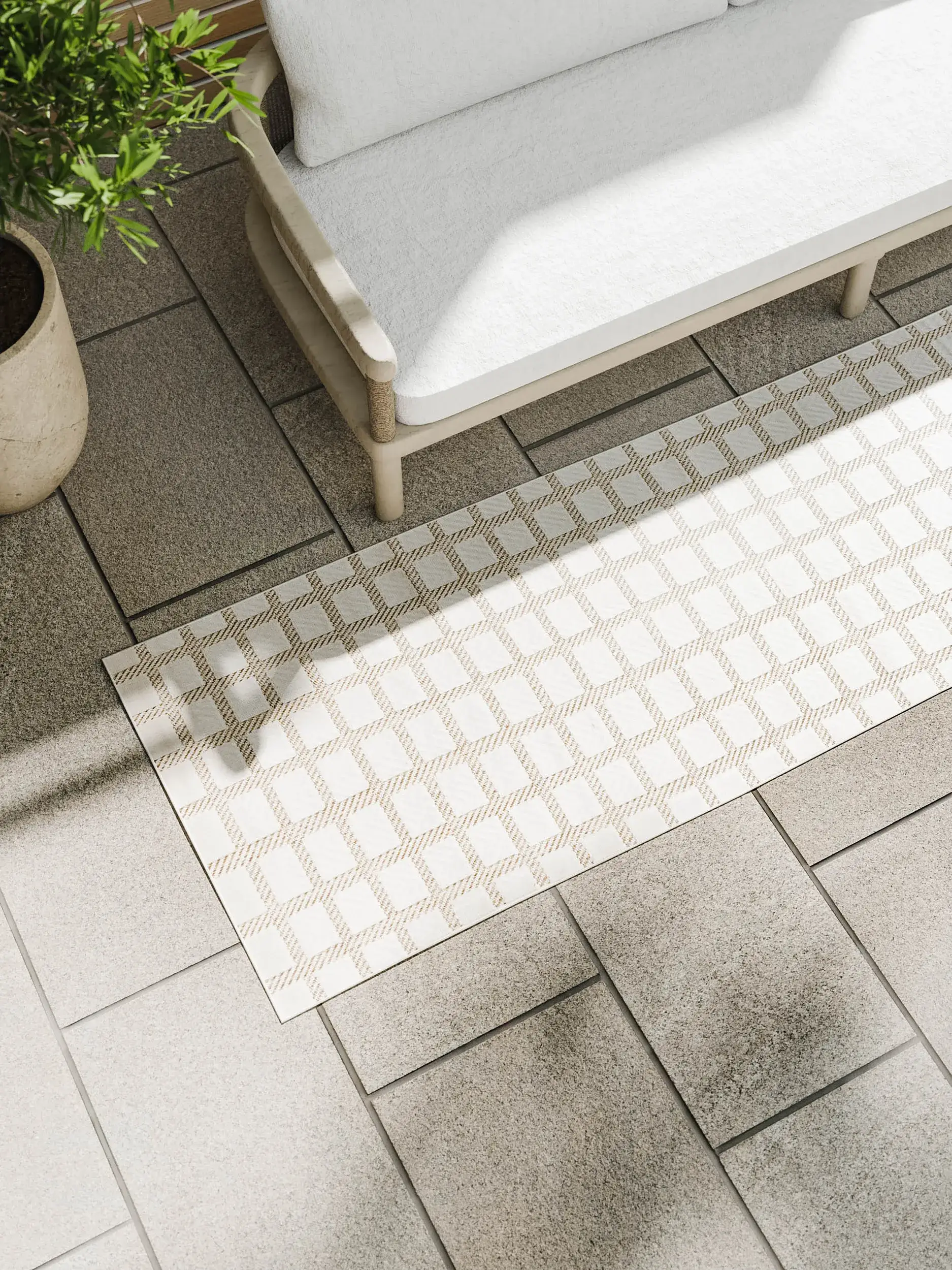 Rug made of 100% Polypropylen in White with a 100% Polypropylen high pile by benuta Basic
