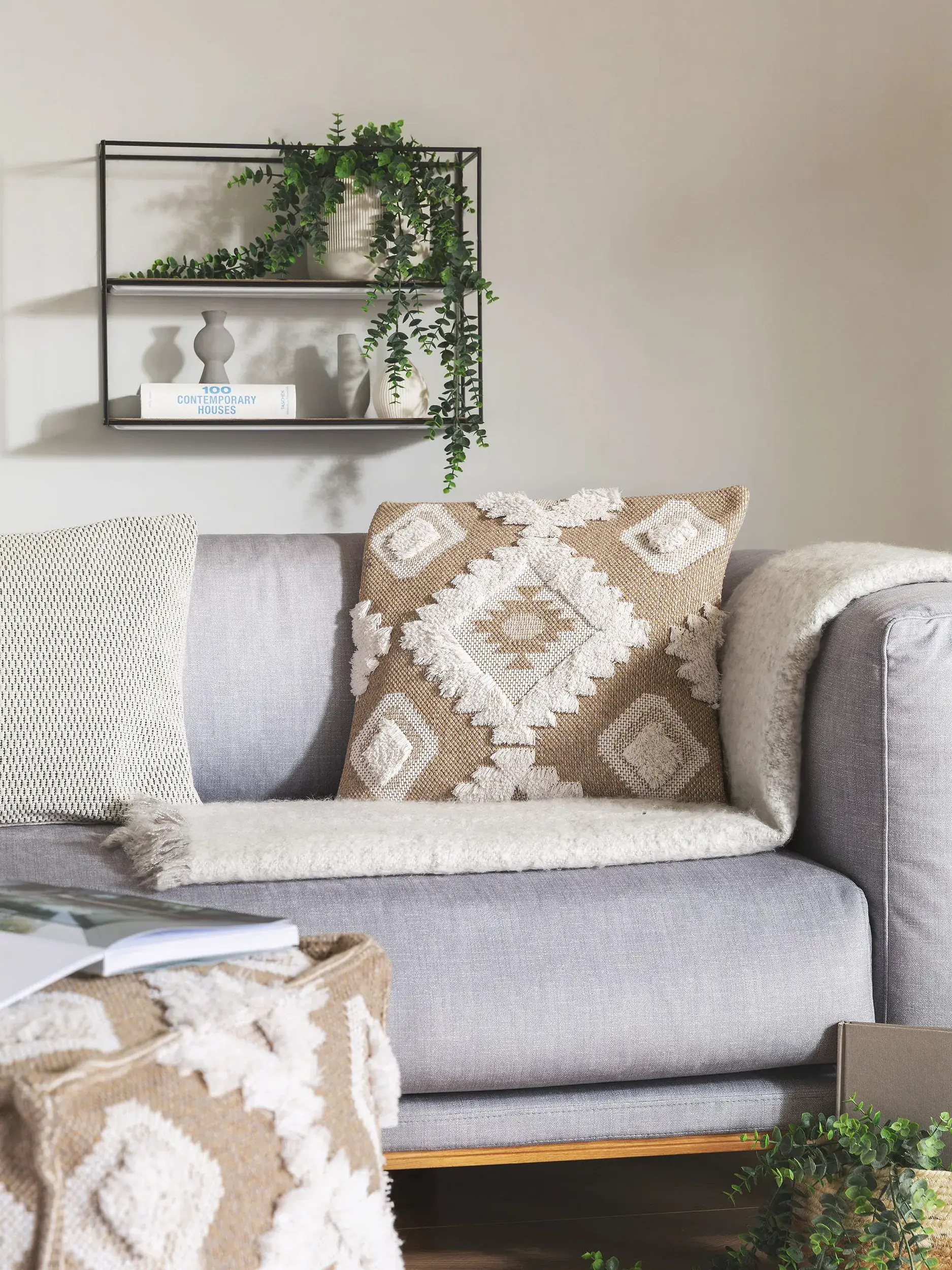 Kissenbezug Bodo Cream/Taupe im Design Kelim aus 100% Baumwolle von benuta Pop