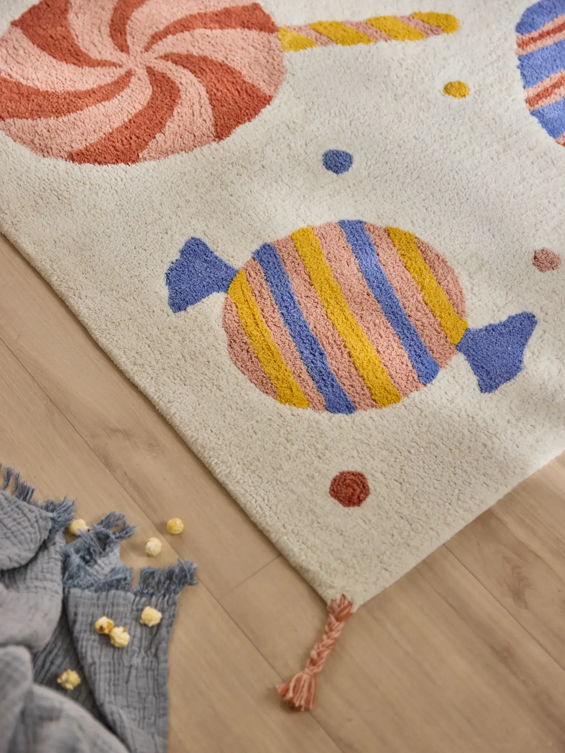 Teppich Caramelle aus 100% Recycelte Baumwolle in Multicolor von Lytte