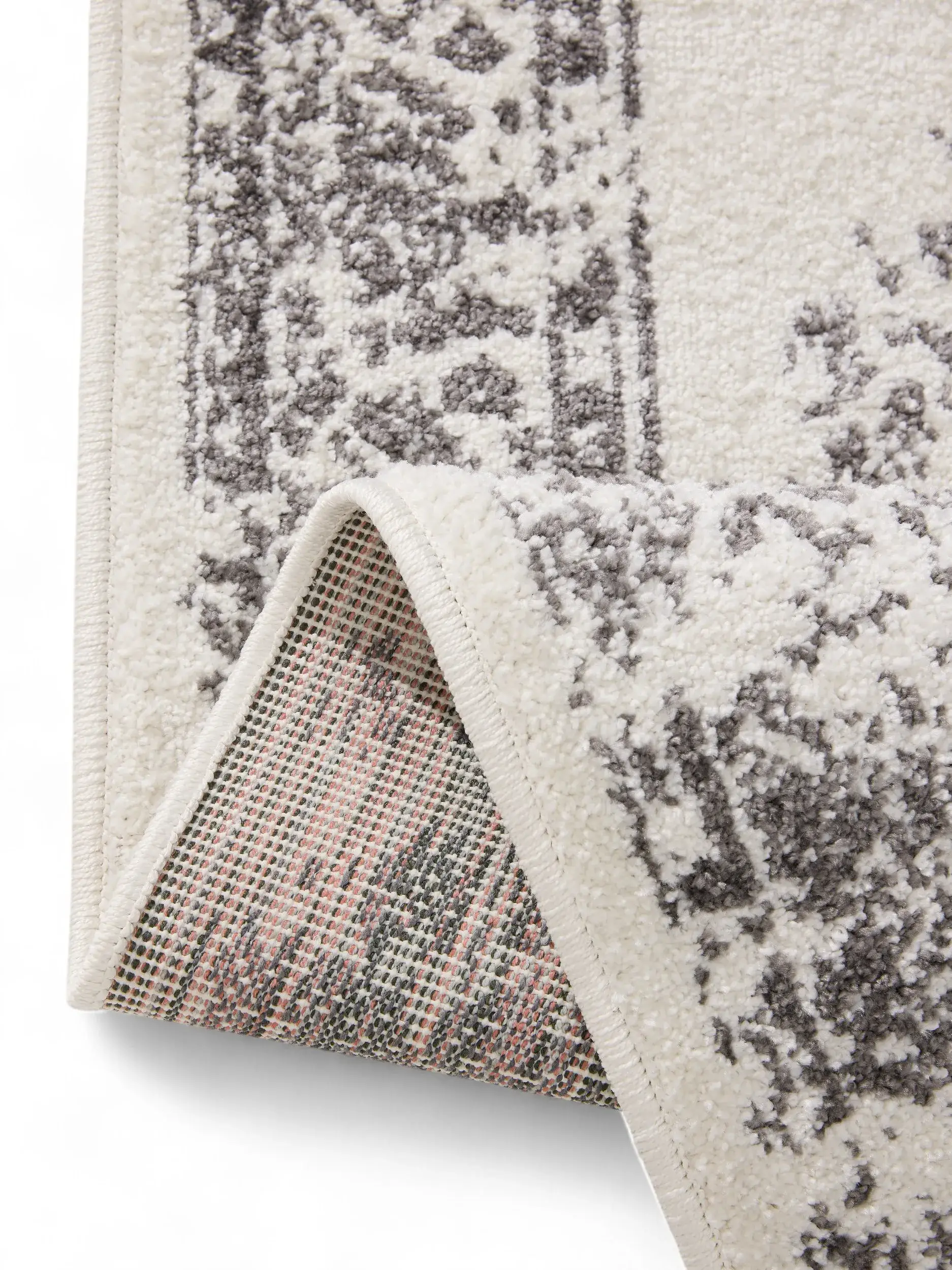 Rug made of 100% Polypropylen in Beige with a 100% Polypropylen high pile by benuta Basic