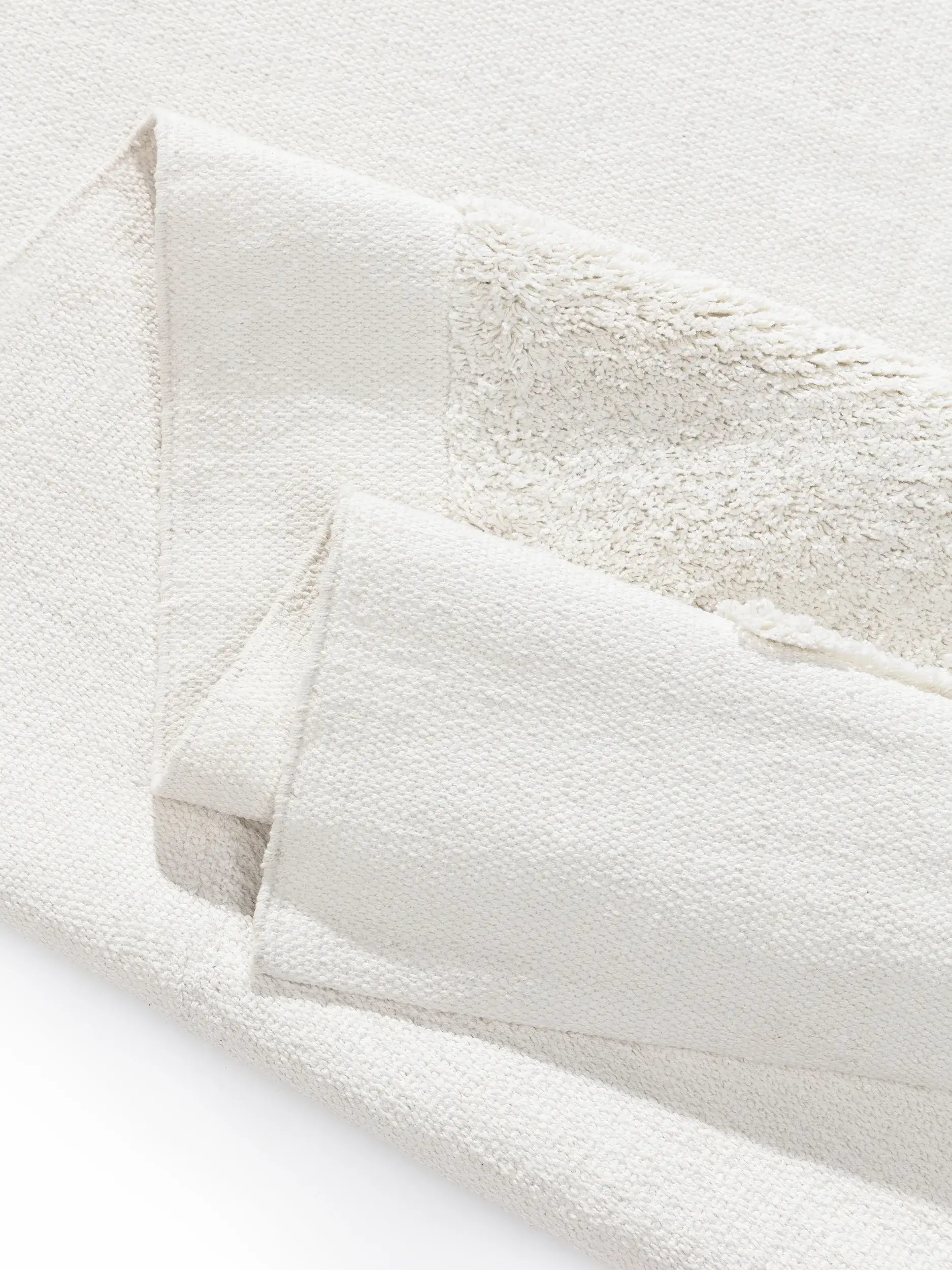 Teppich aus 100% Bio Baumwolle in Beige mit 100% Bio Baumwolle hohem Flor von benuta Pop