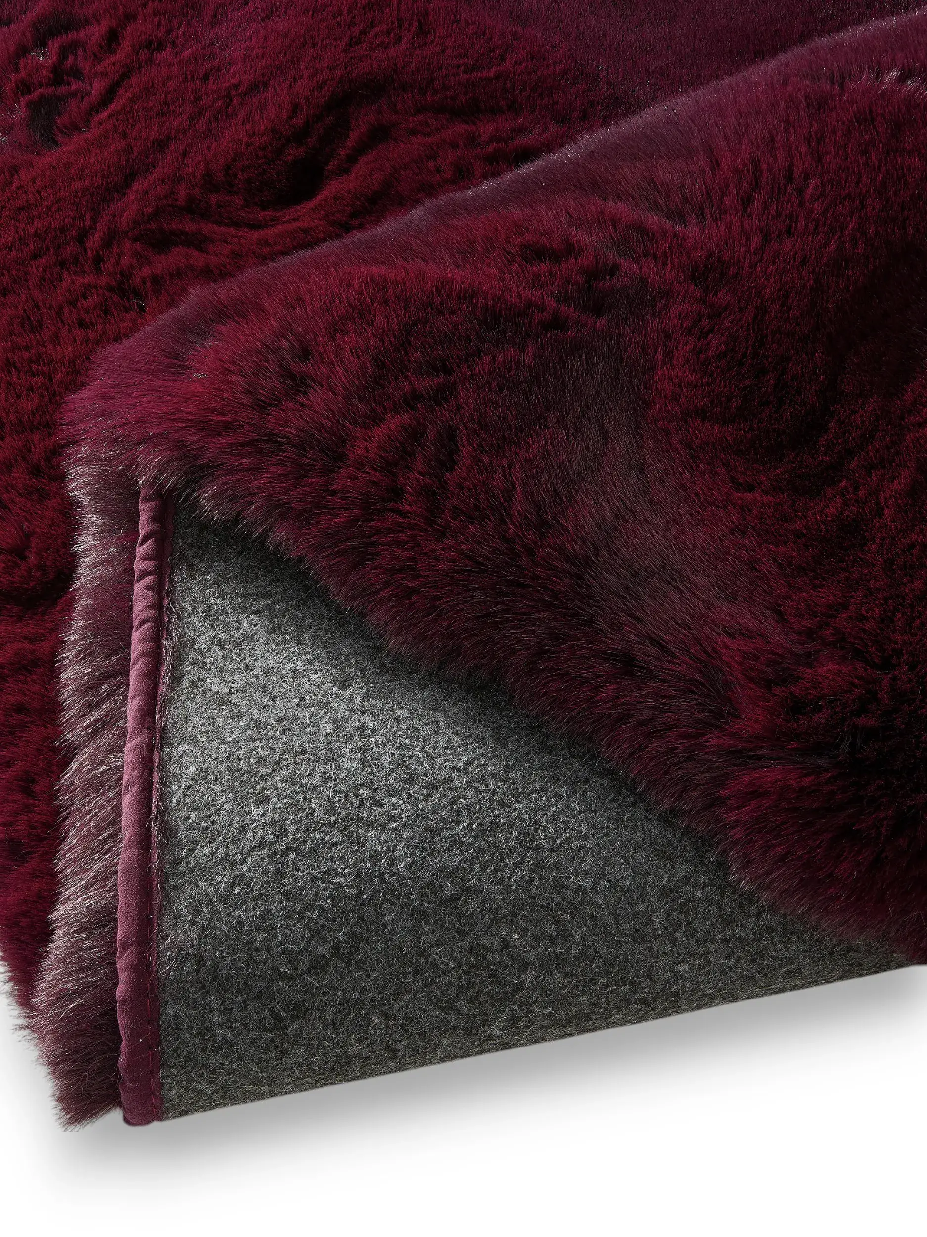Tappeto di 100% Poliestere in Rosso con pelo alto 100% Poliestere da benuta Finest