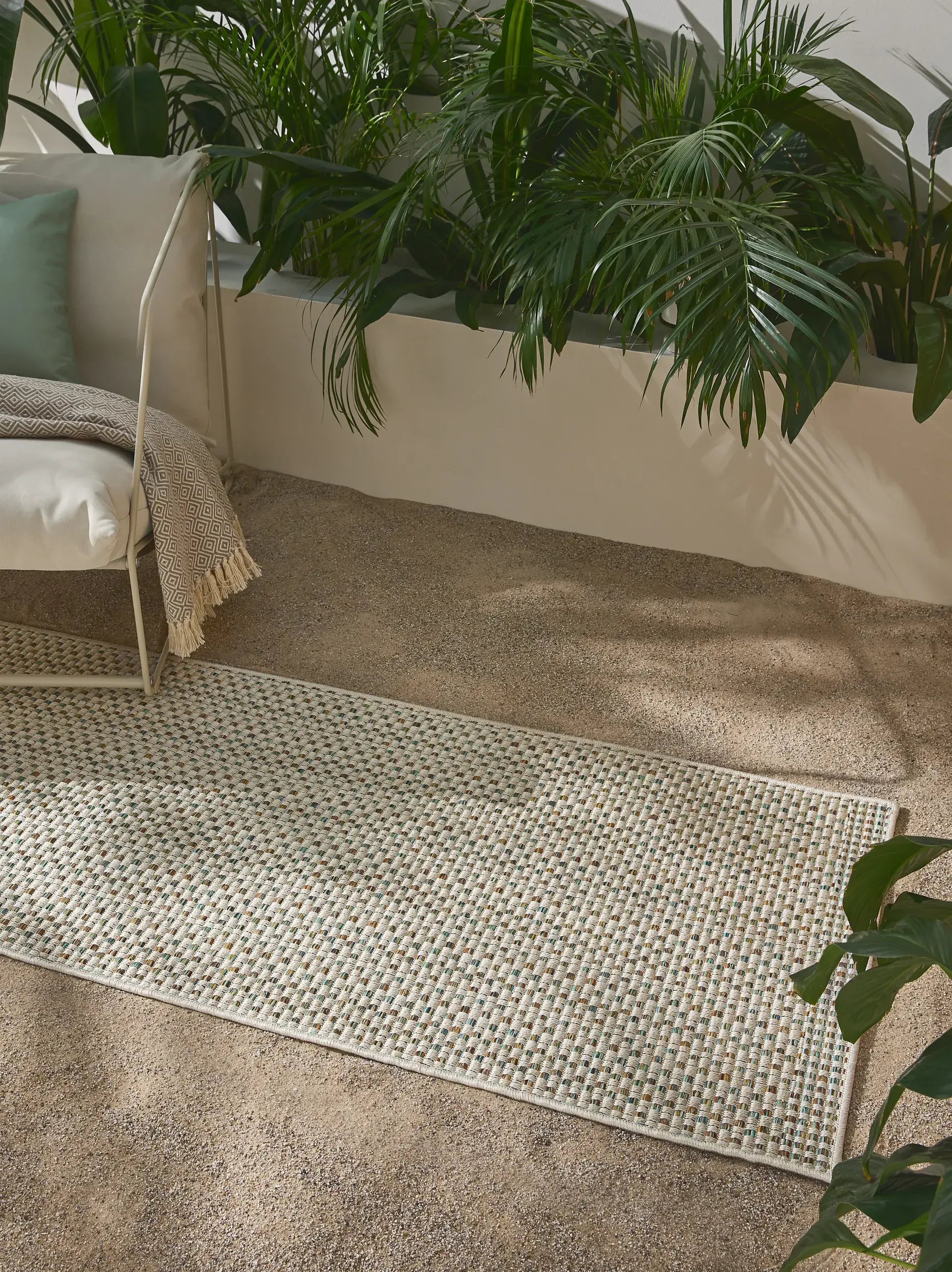 Rug made of 100% Polypropylen in Beige with a 100% Polypropylen high pile by benuta Nest