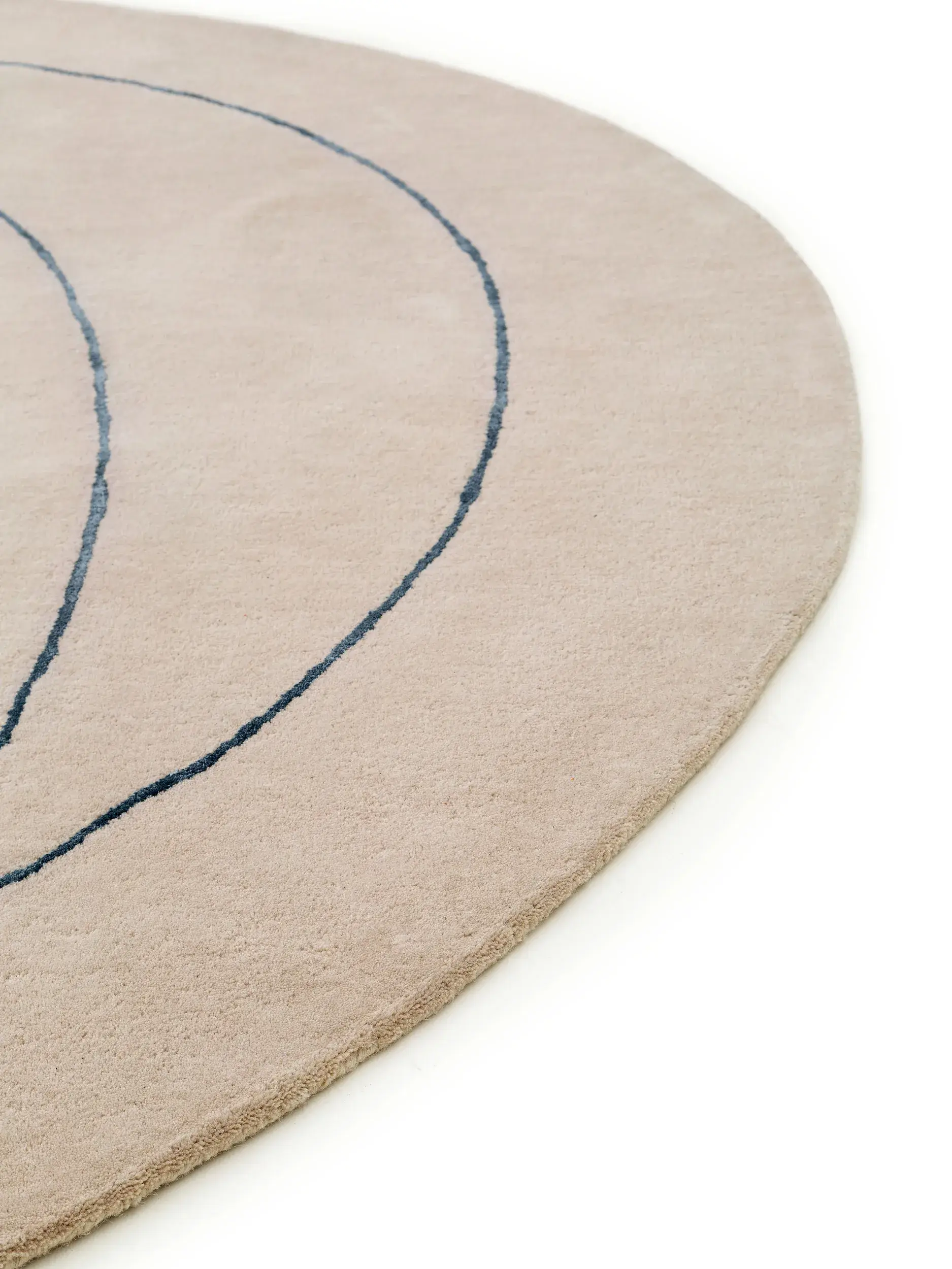 Tappeto di 90% Lana, 10% Viscosa in Beige con pelo alto 90% Lana, 10% Viscosa da benuta pure