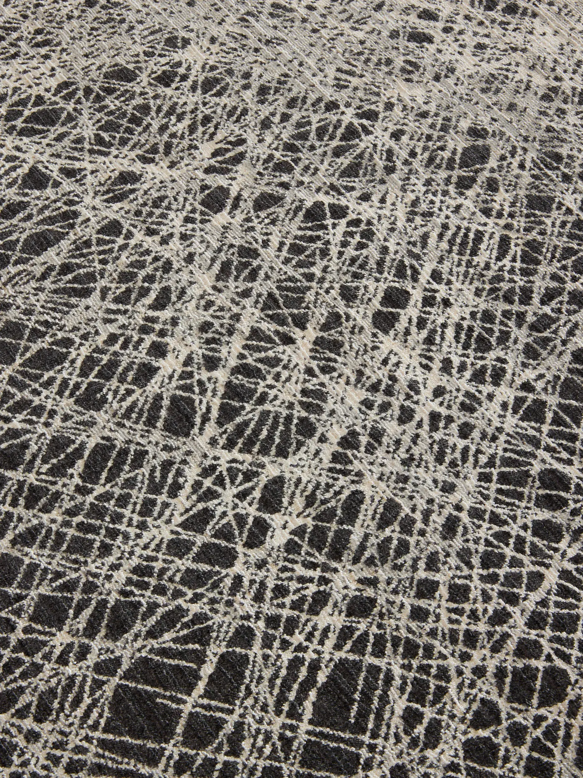 Tapis Nero en 85% Polyester, 15% Viscose en Gris de benuta Finest