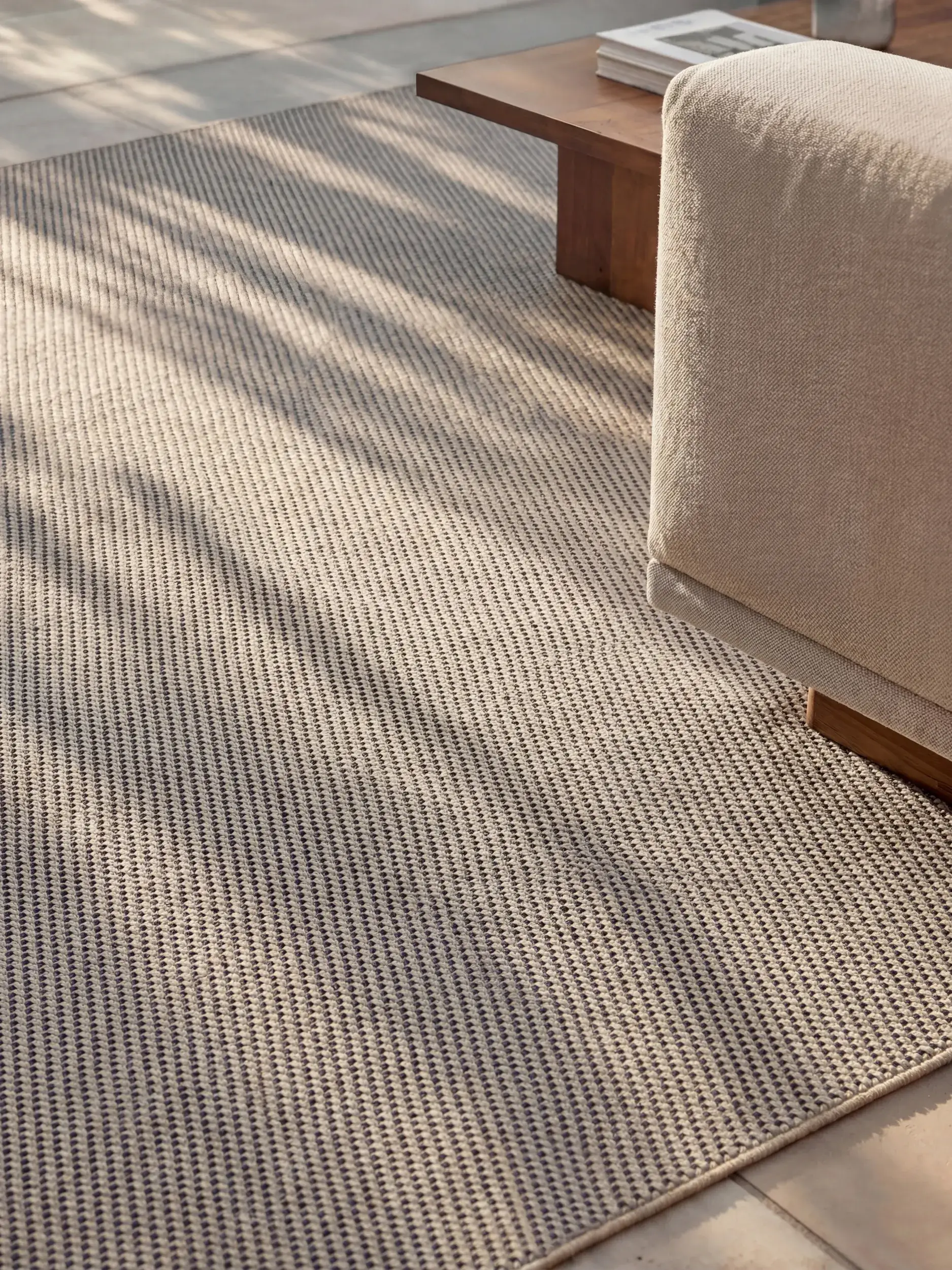 Teppich Arvea aus 100% Polyester (recyceltes PET) in  von benuta Pure