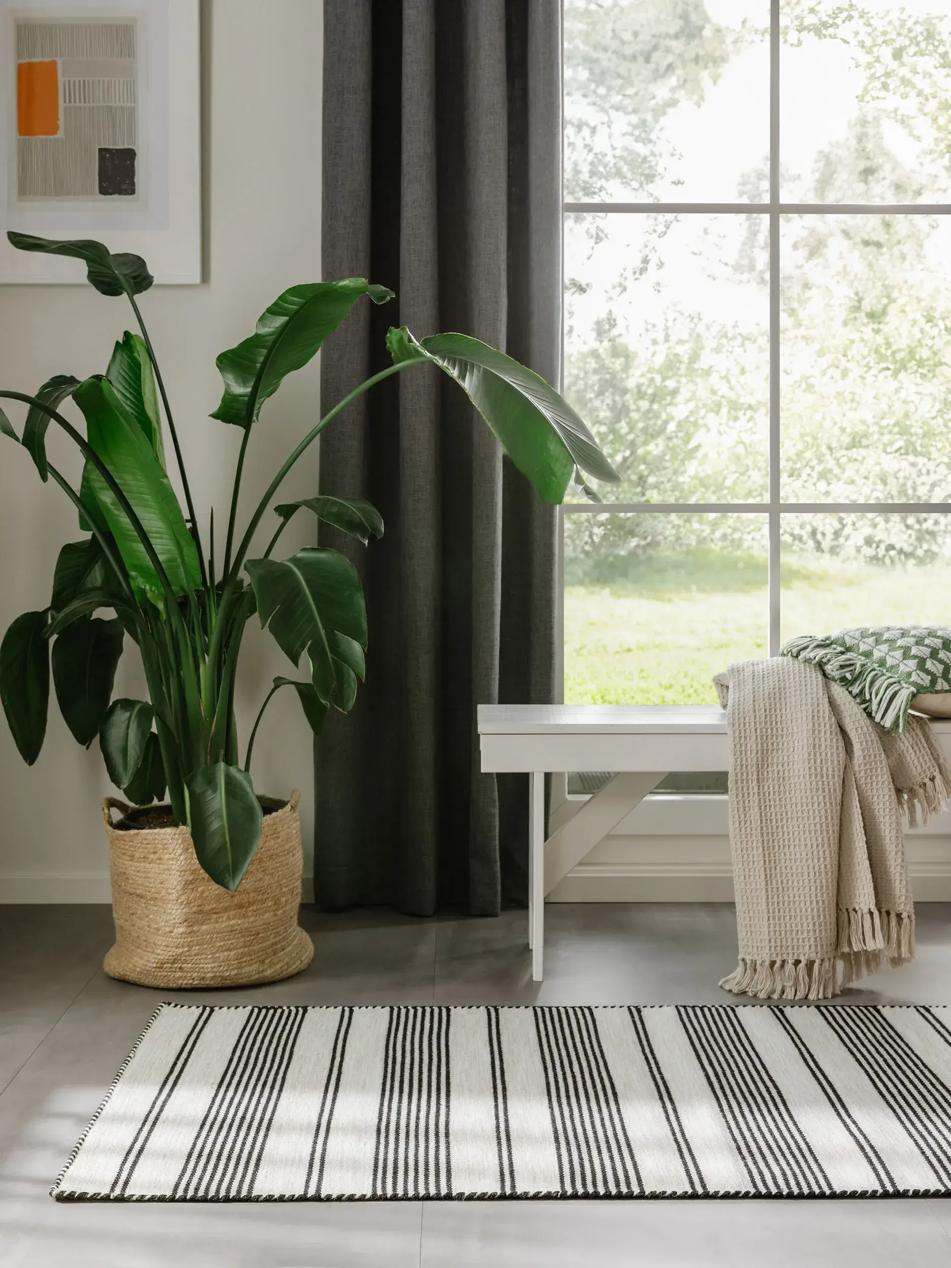 Teppich Rida aus 100% Polyester (recyceltes PET) in Schwarz von benuta Nest