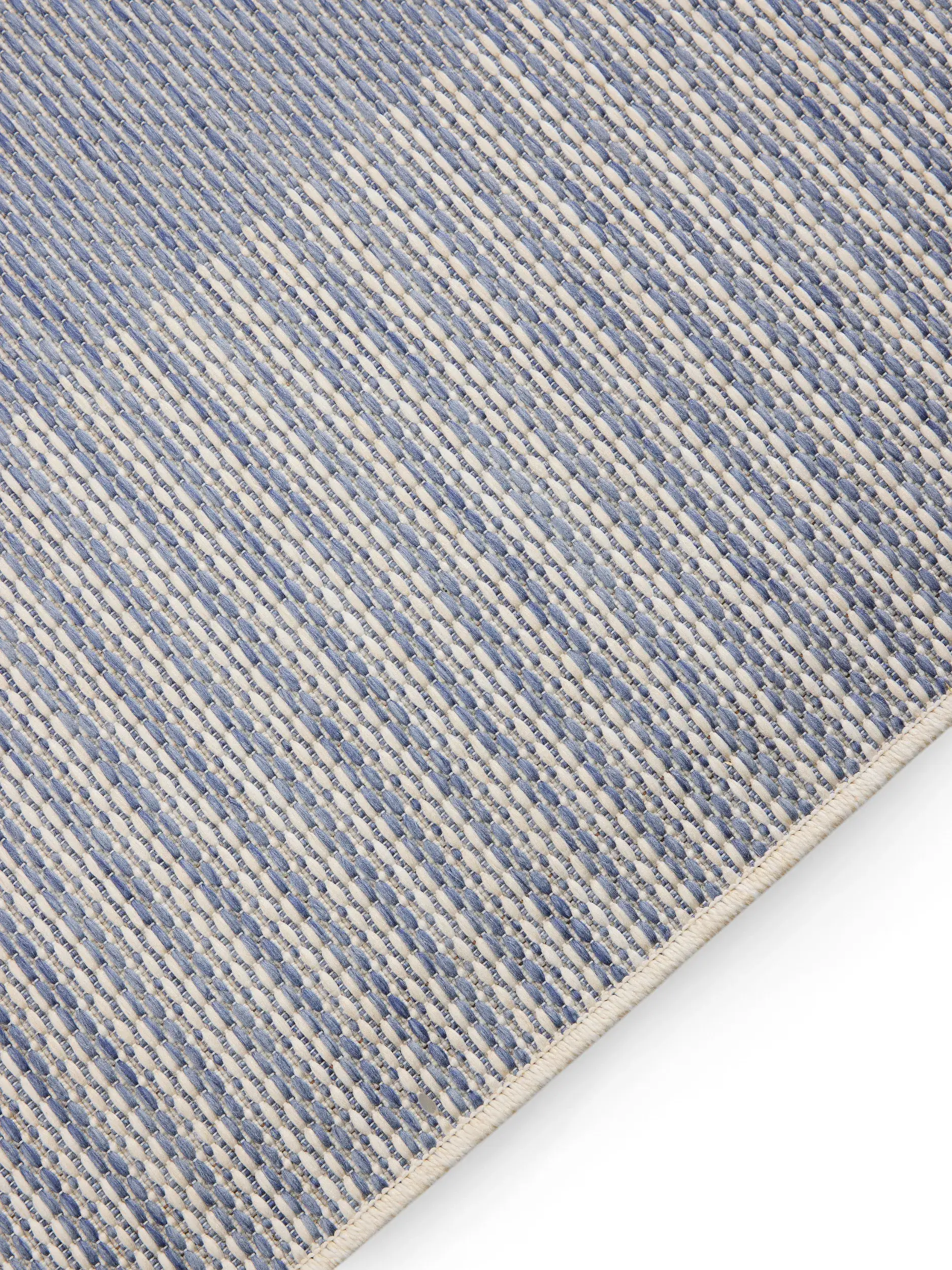 Teppich aus 100% Polypropylen in Blau mit 100% Polypropylen hohem Flor von benuta Nest