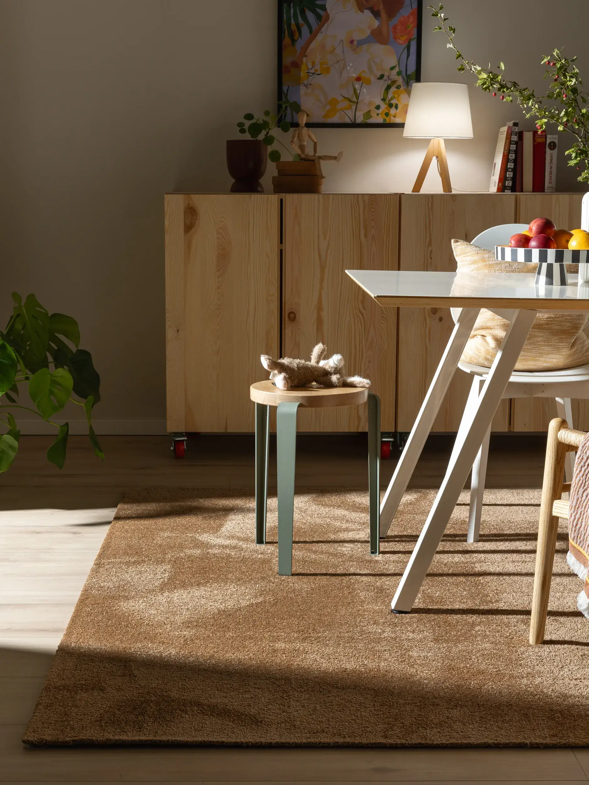 Teppe av 100% Polyester (30% recycelt) i Beige med 100% Polyester (30% recycelt) høy lugg fra benuta Nest