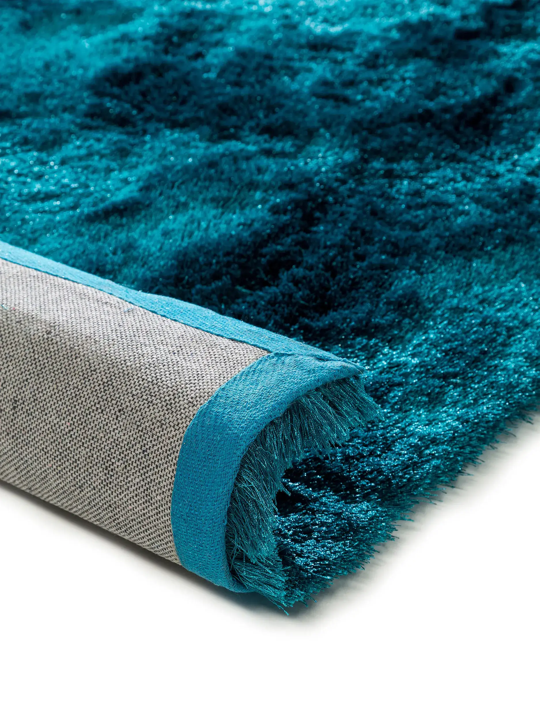 Rug made of 100% Polyester in Türkis with a 100% Polyester high pile by benuta Nest
