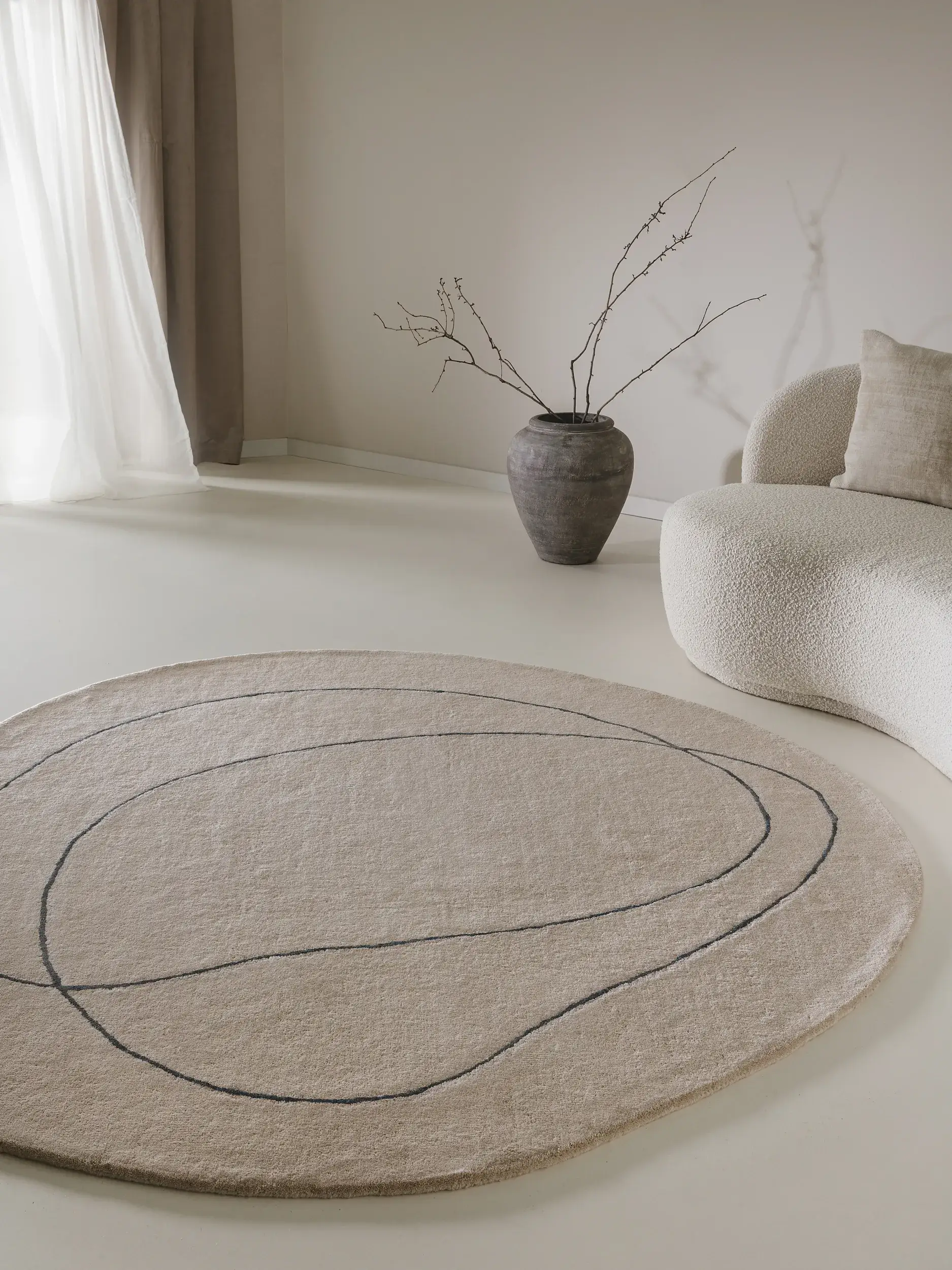 Tappeto di 90% Lana, 10% Viscosa in Beige con pelo alto 90% Lana, 10% Viscosa da benuta pure