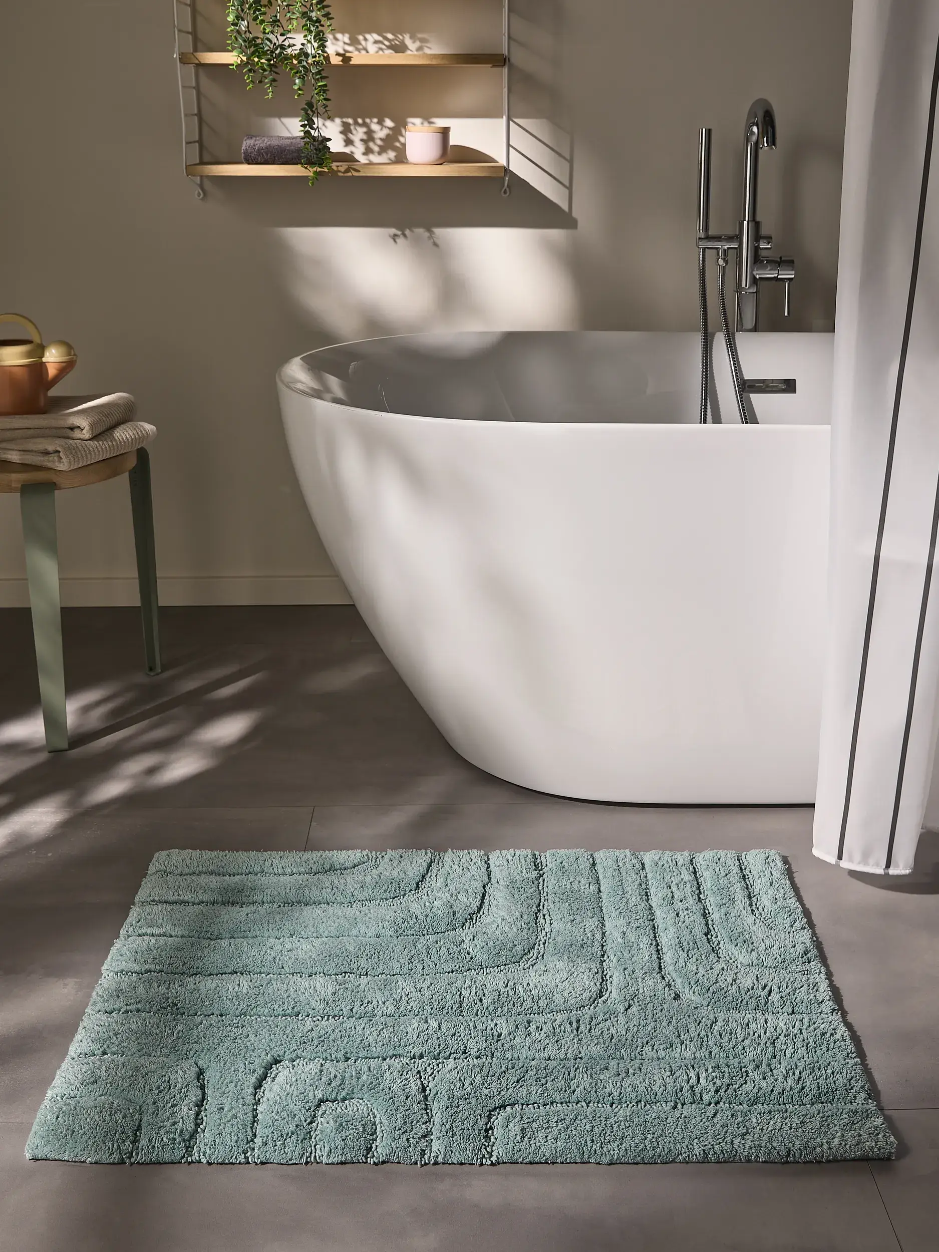 Badematte Dan Blau Geometrisch-suunnittelussa, valmistettu 100% Baumwolleista, benuta Nestin toimesta