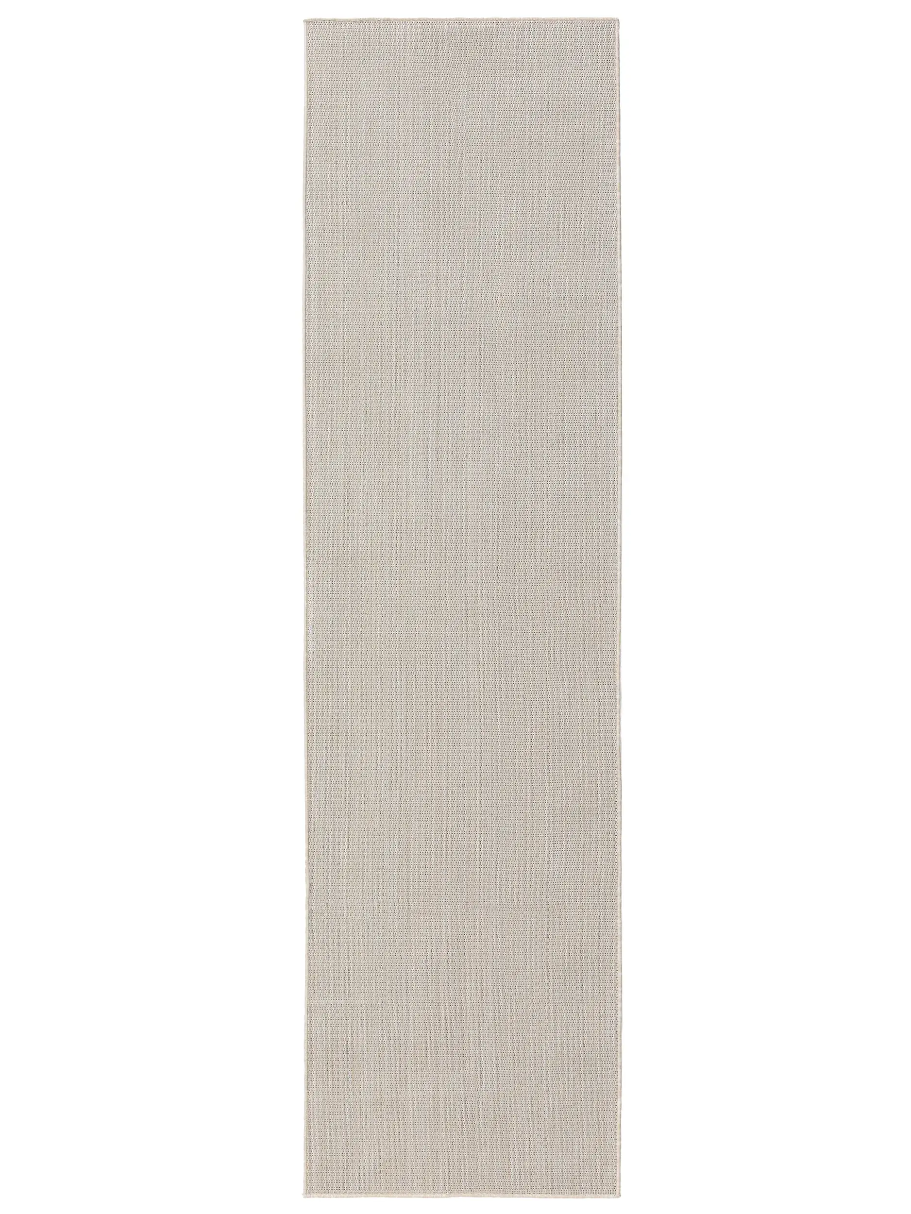 Rug made of 100% Polypropylen in White with a 100% Polypropylen high pile by benuta Basic