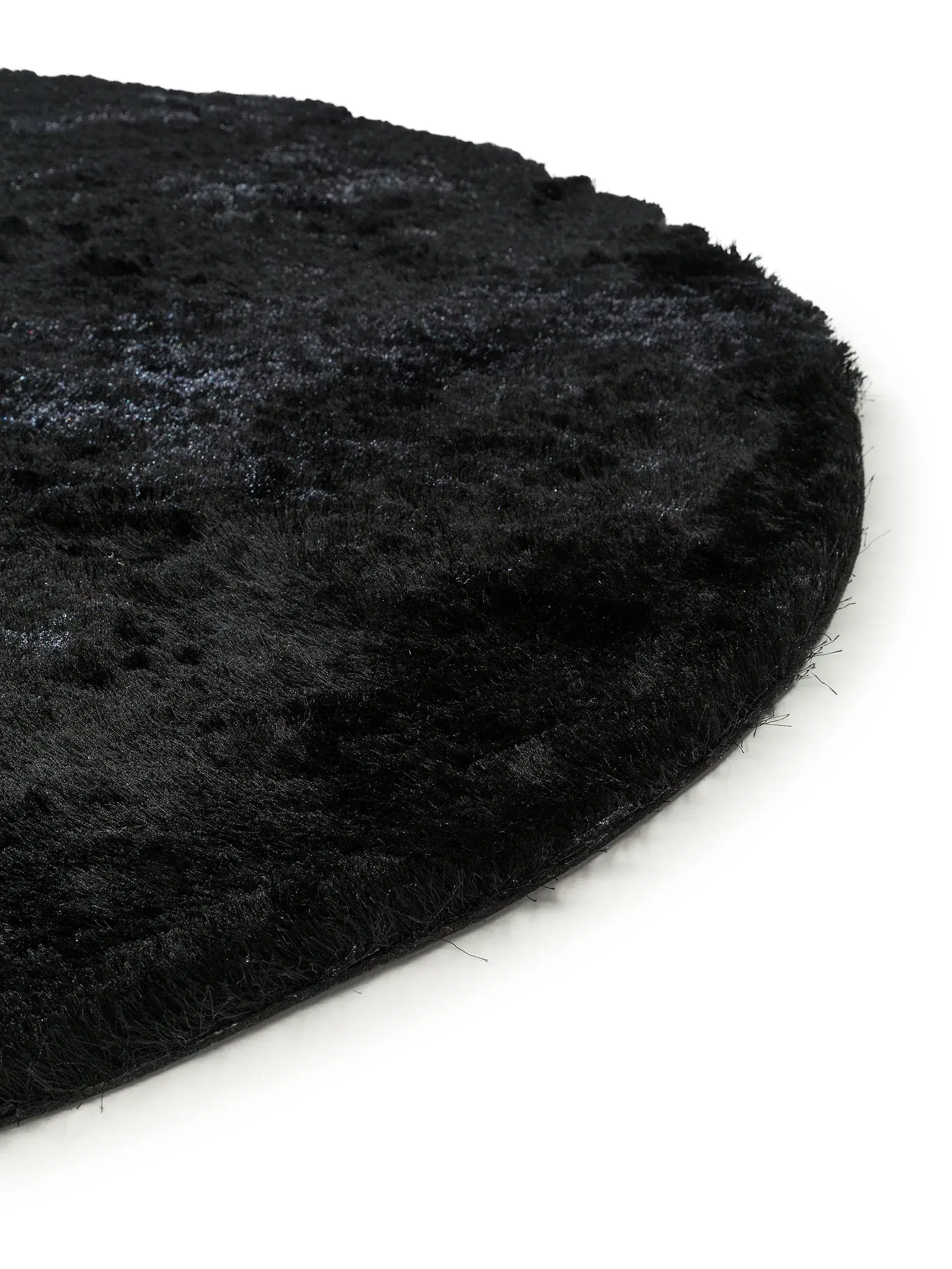 Teppich aus 100% Polyester in Schwarz mit 100% Polyester hohem Flor von benuta Nest