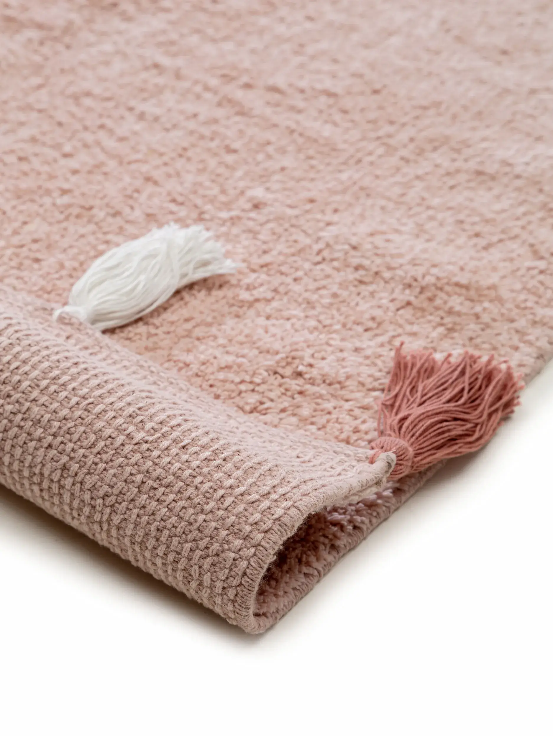 Matto 100% Baumwollea värissä Rosa 100% Baumwolle korkealla nukalla merkiltä Lytte
