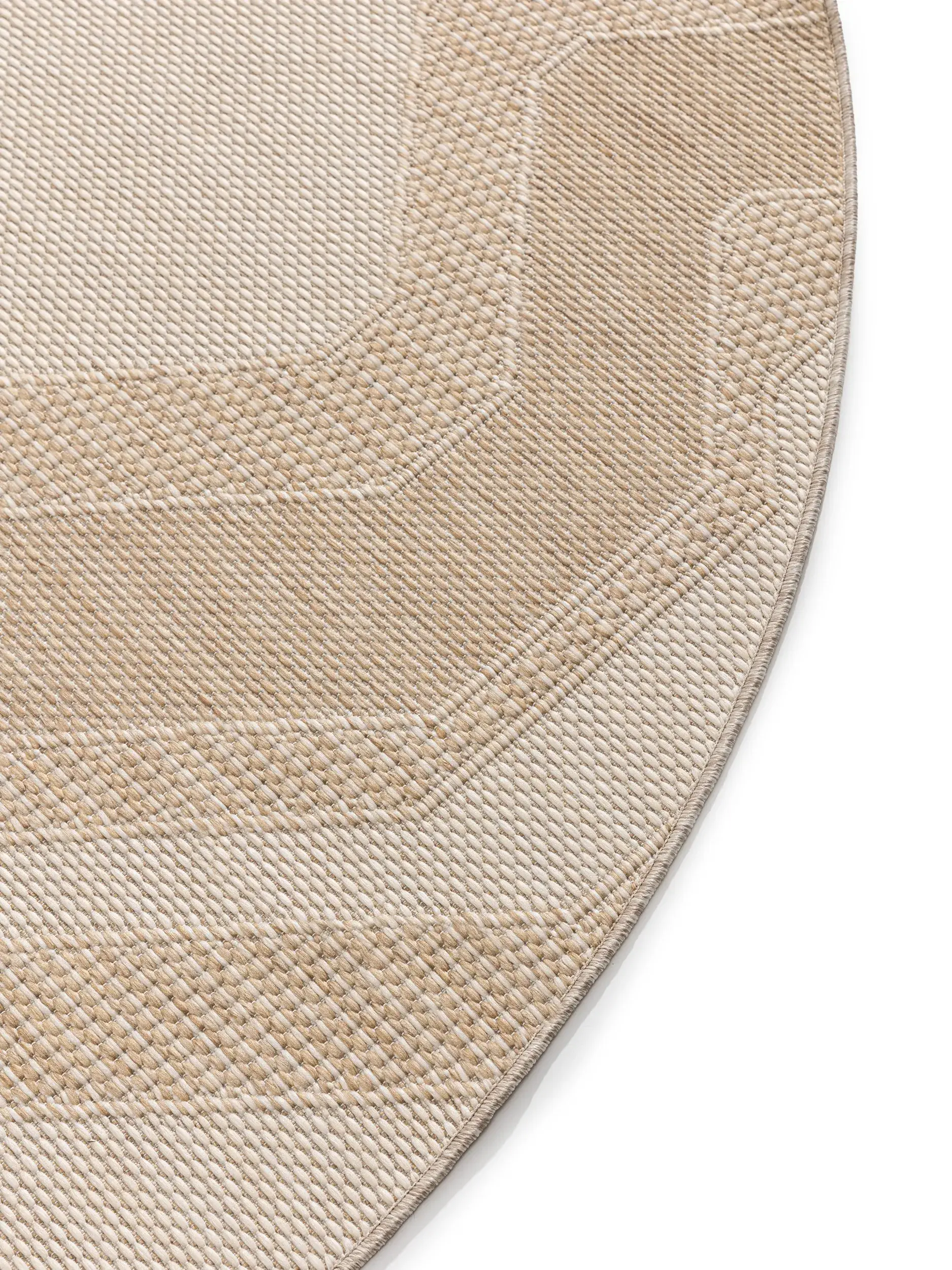 Rug made of 100% Polypropylen in White with a 100% Polypropylen high pile by benuta Nest