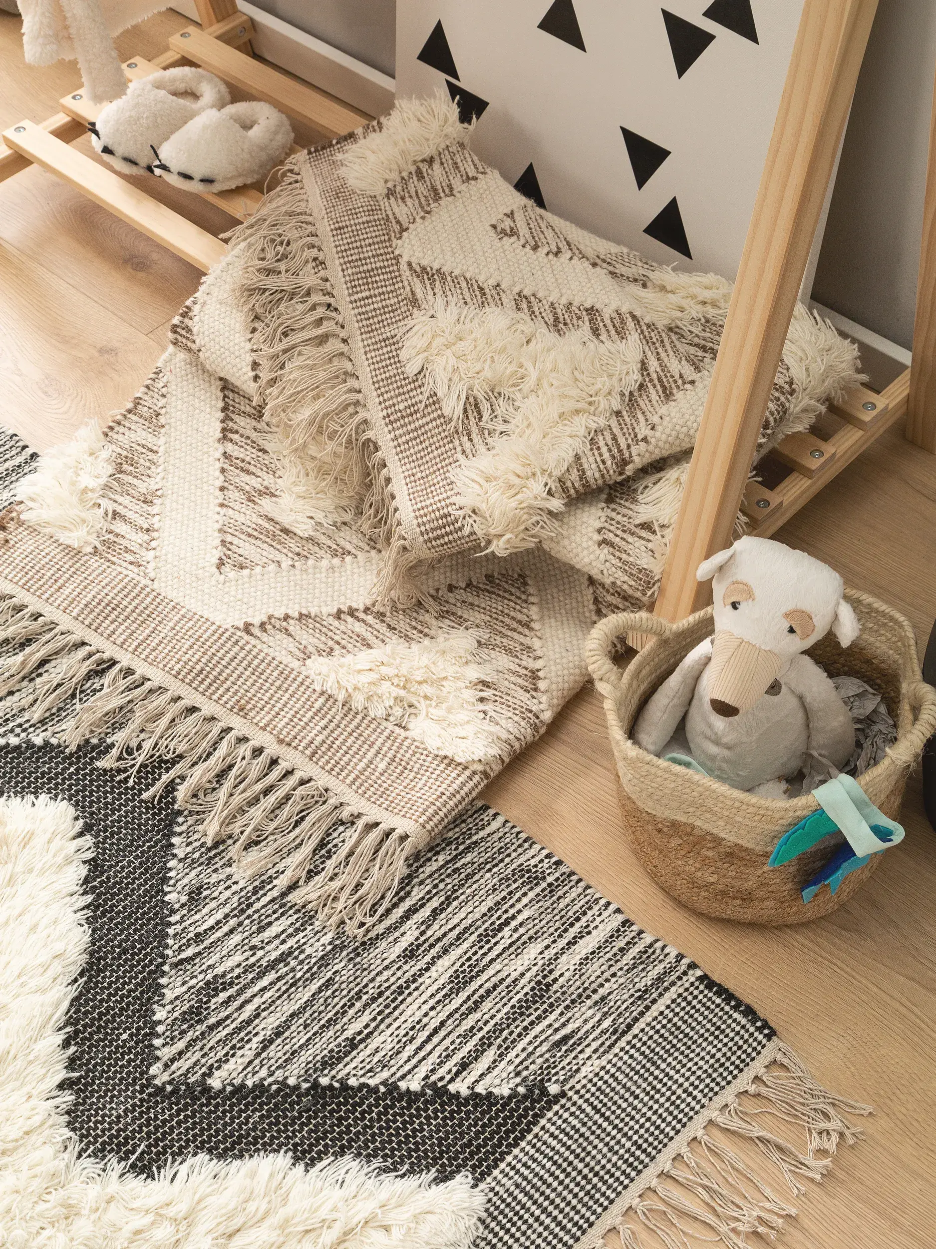 Teppich Mysa aus 80% Wolle, 20% Baumwolle in Beige von Lytte