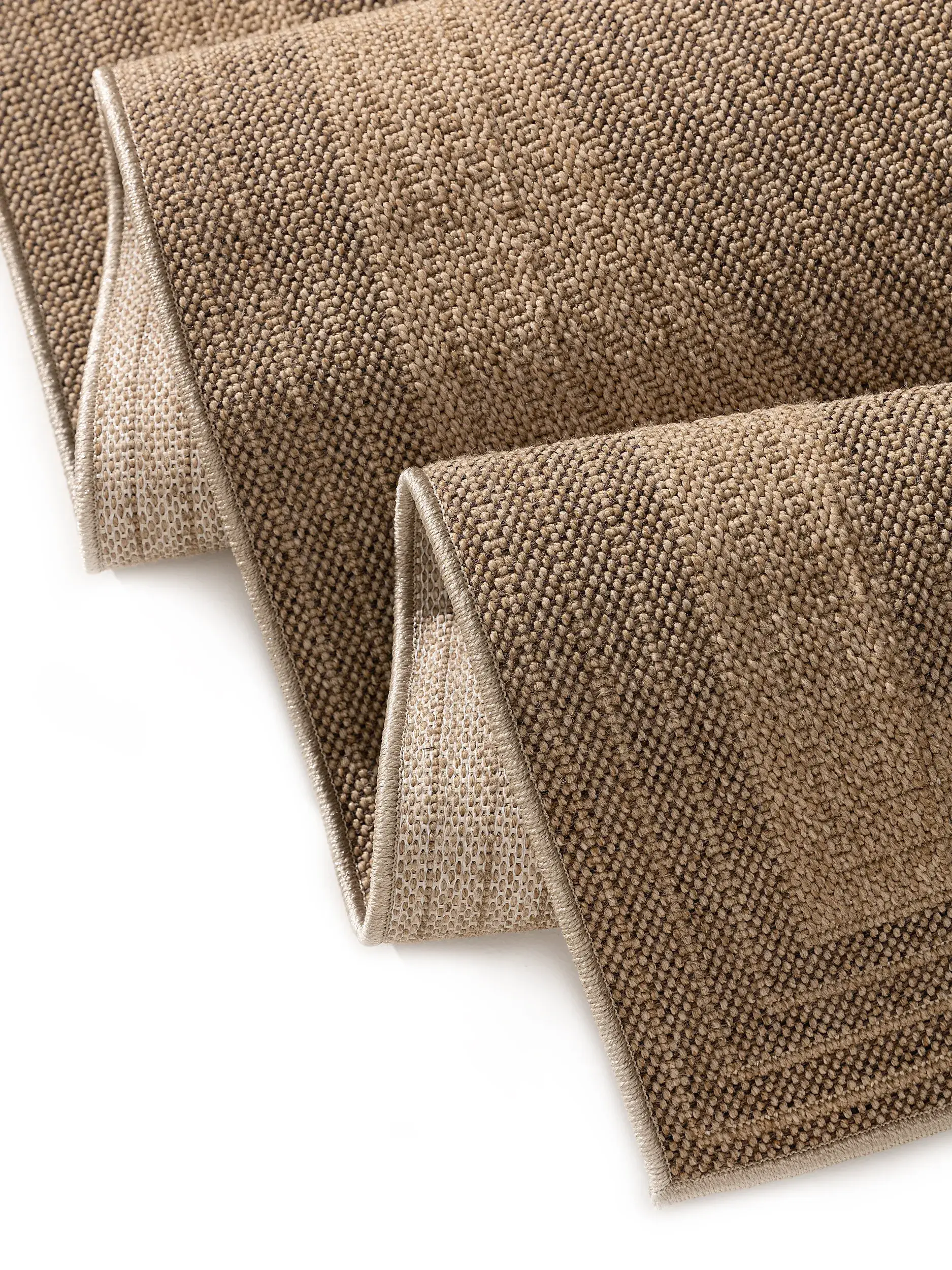 Teppich aus 100% Polypropylen in Beige mit 100% Polypropylen hohem Flor von benuta Pop