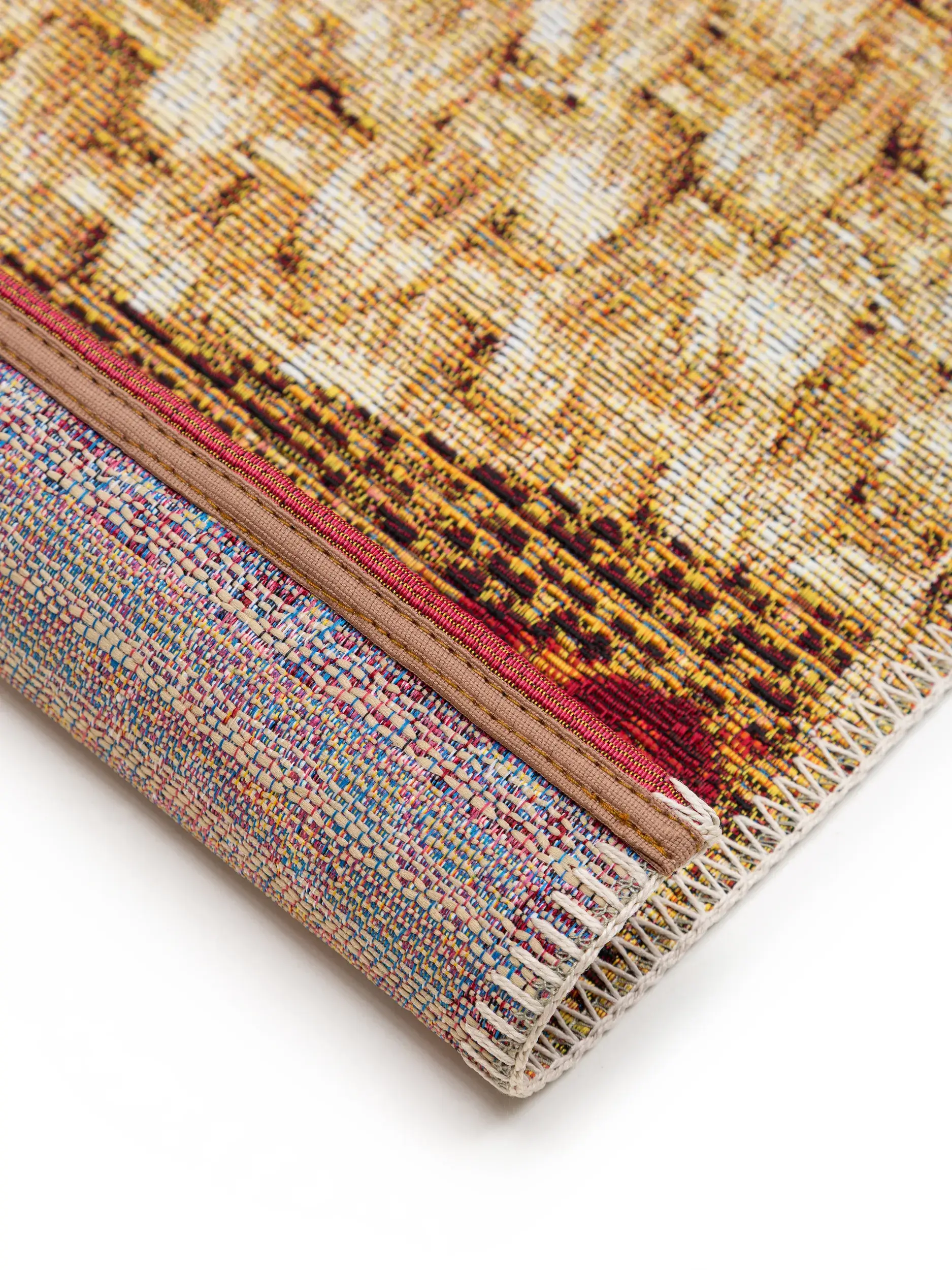 Rug made of 76% Polypropylen, 24% Polyester in Beige with a 76% Polypropylen, 24% Polyester high pile by benuta Nest