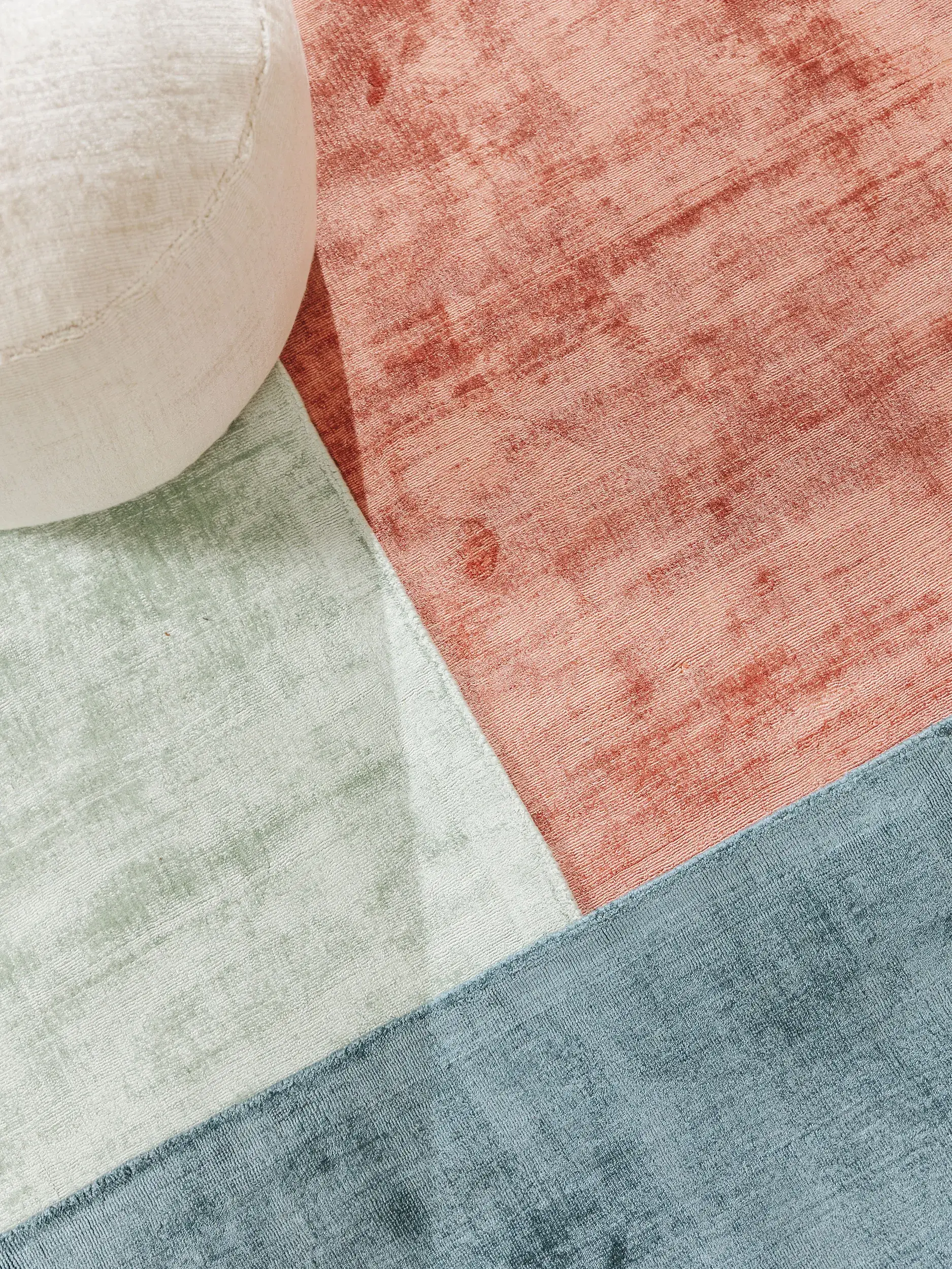 Teppich Nova aus 100% Viskose in Orange von benuta Pure