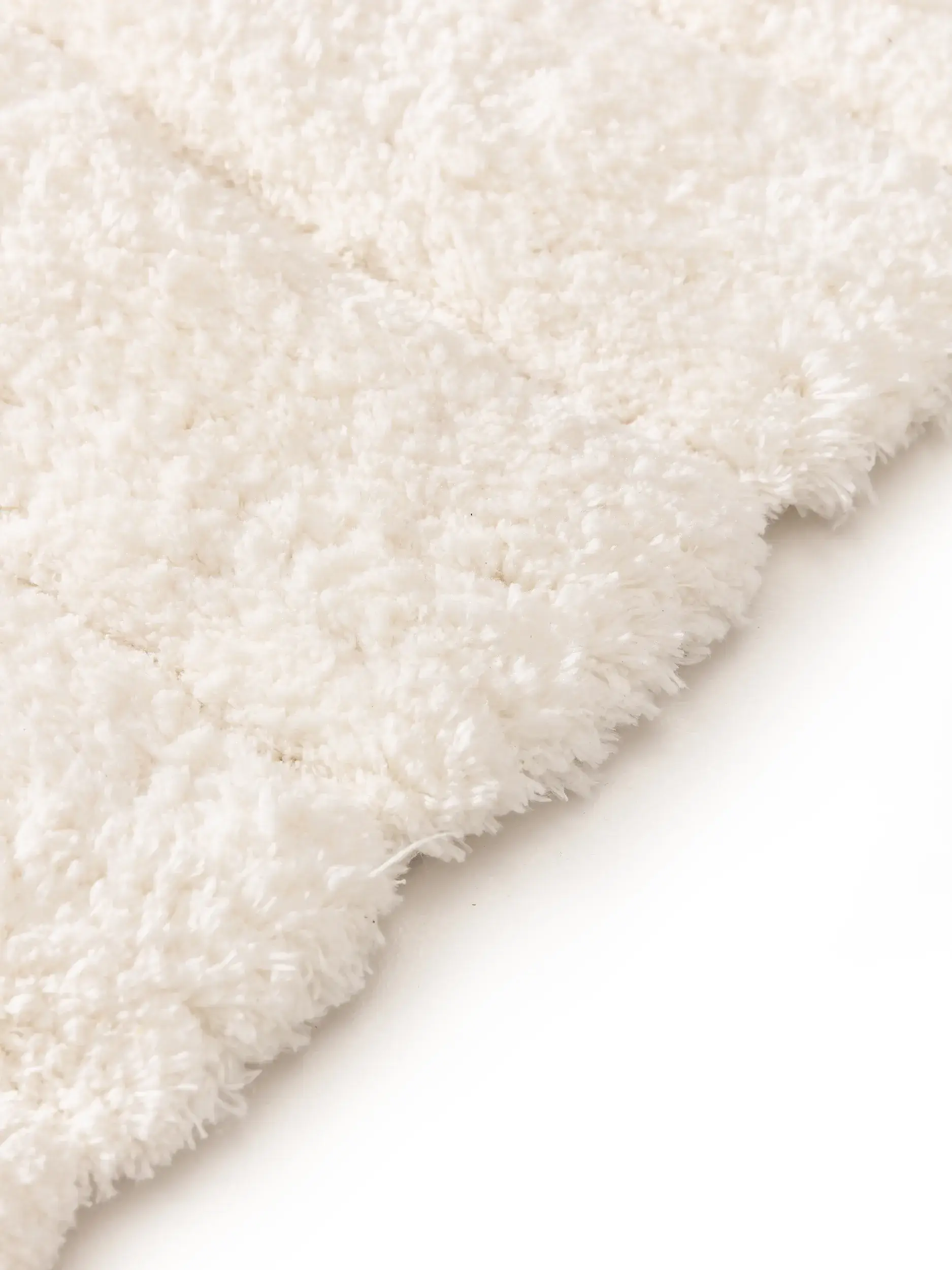Teppich aus 100% Polyester in Beige mit 100% Polyester hohem Flor von benuta Nest