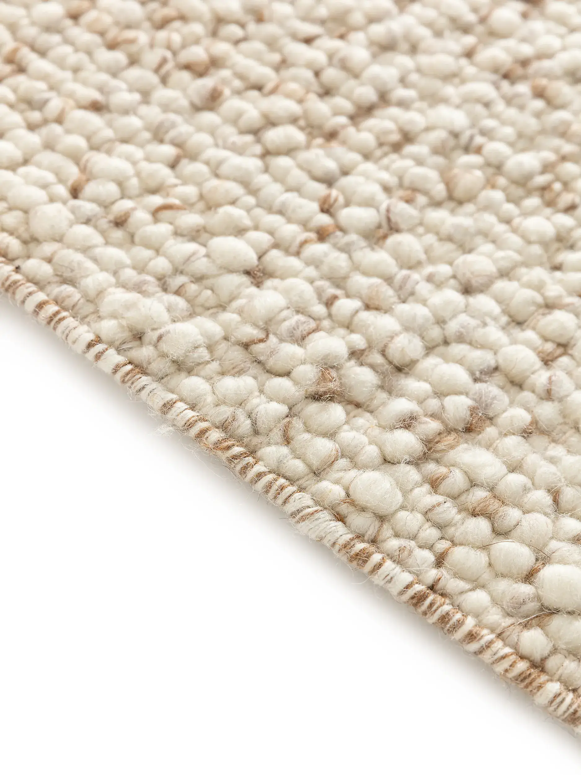 Tapete de 70% Wolle (from New Zealand), 30% Polyester em Braun com pelo de 70% Wolle (from New Zealand), 30% Polyester de altura da benuta Pure