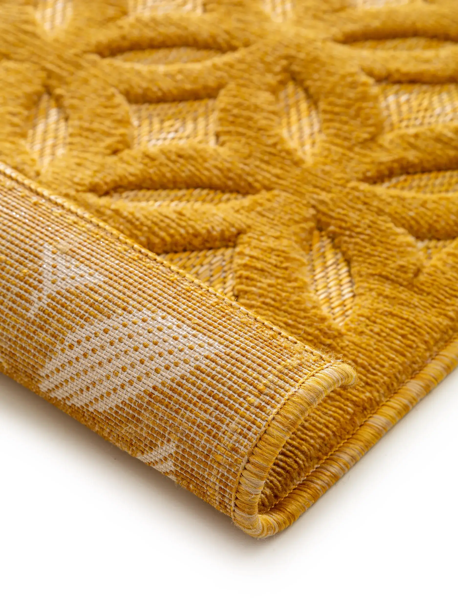 Teppich aus 100% Polypropylen in Gelb mit 100% Polypropylen hohem Flor von benuta Nest