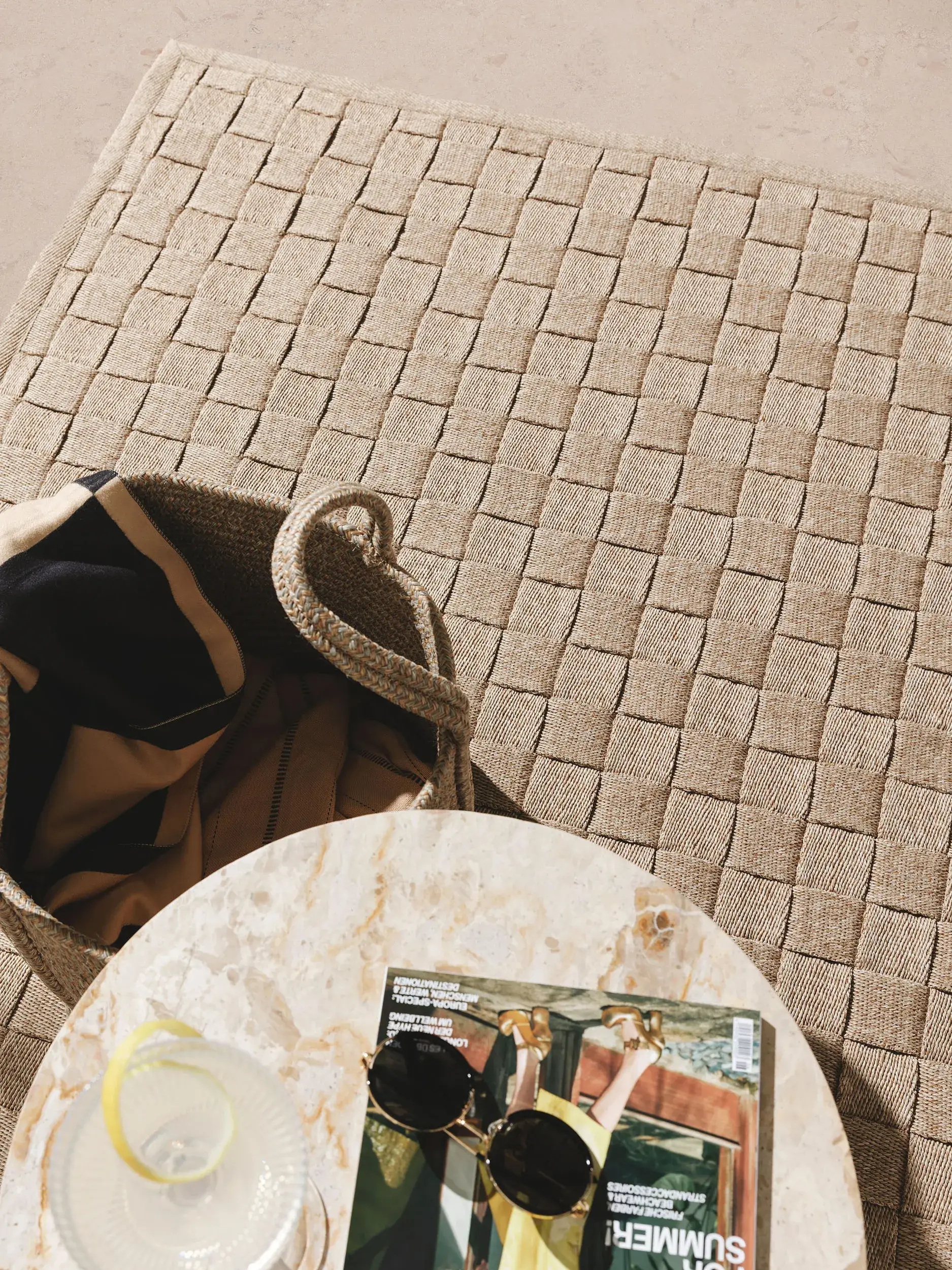 Teppich aus 100% Polypropylen in Beige mit 100% Polypropylen hohem Flor von benuta Finest