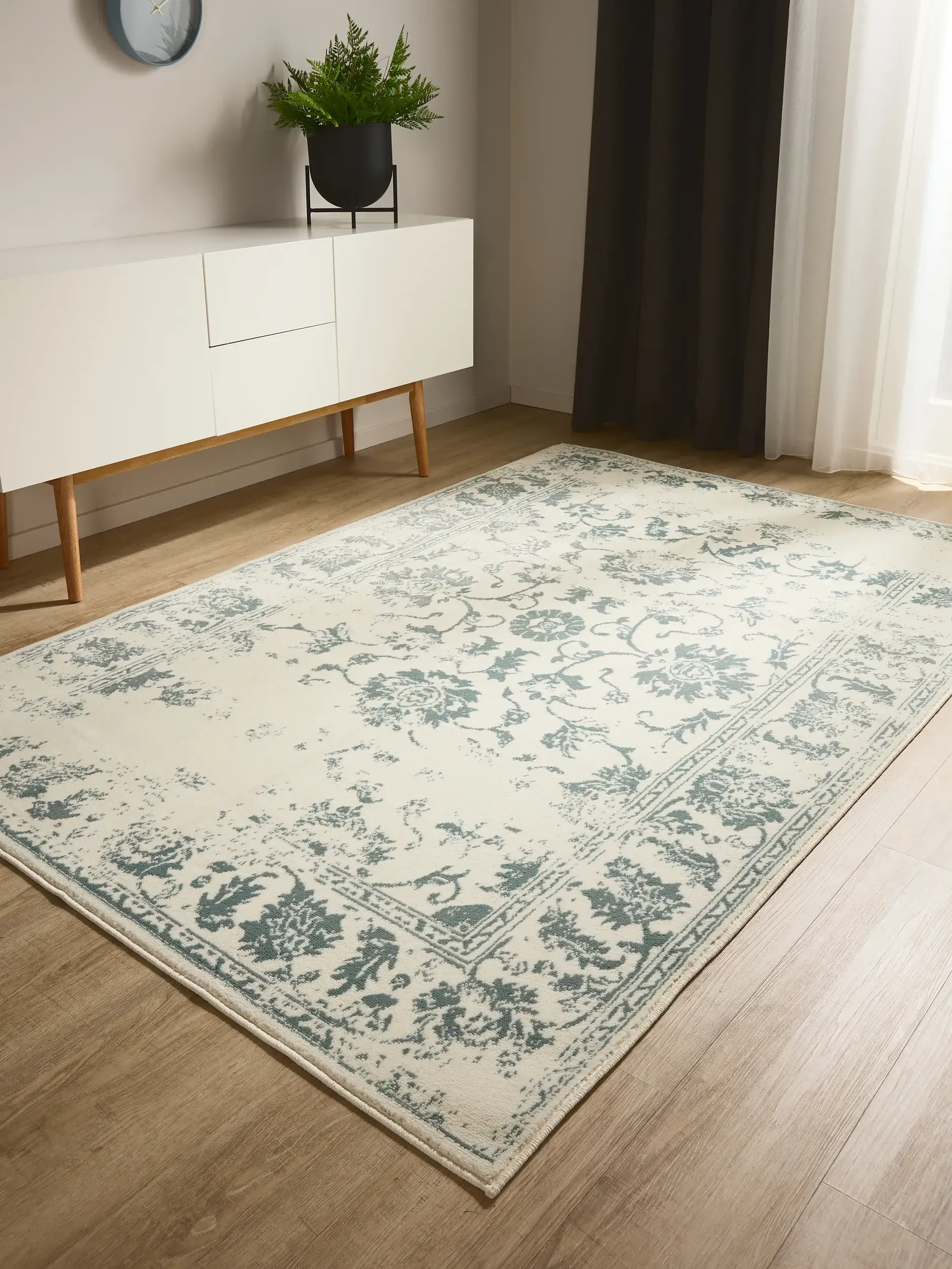 Rug made of 100% Polypropylen in Beige with a 100% Polypropylen high pile by benuta Basic
