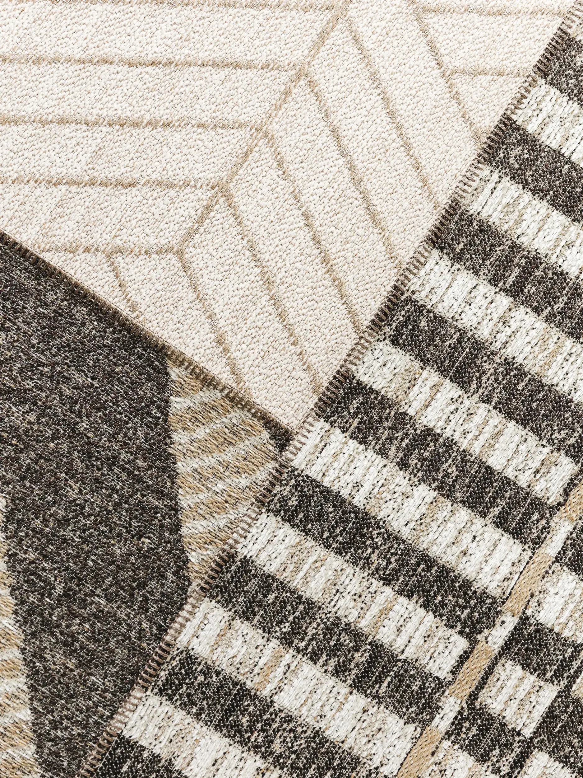 Teppich aus 65% Polyester (recycled PET), 35% Jute in Beige mit 65% Polyester (recycled PET), 35% Jute hohem Flor von benuta Nest