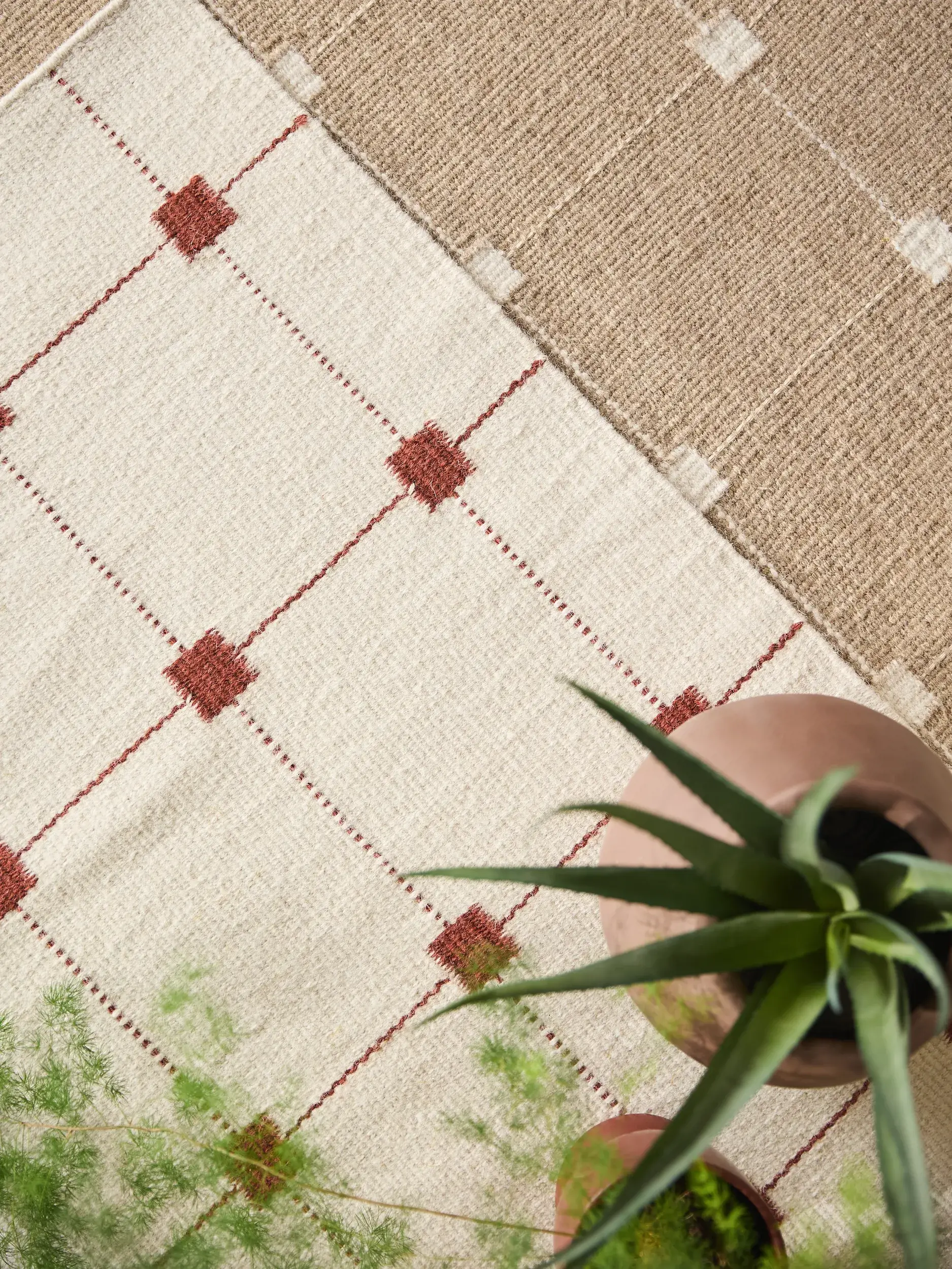Teppich Grady aus 100% Wolle in Beige von benuta Pure