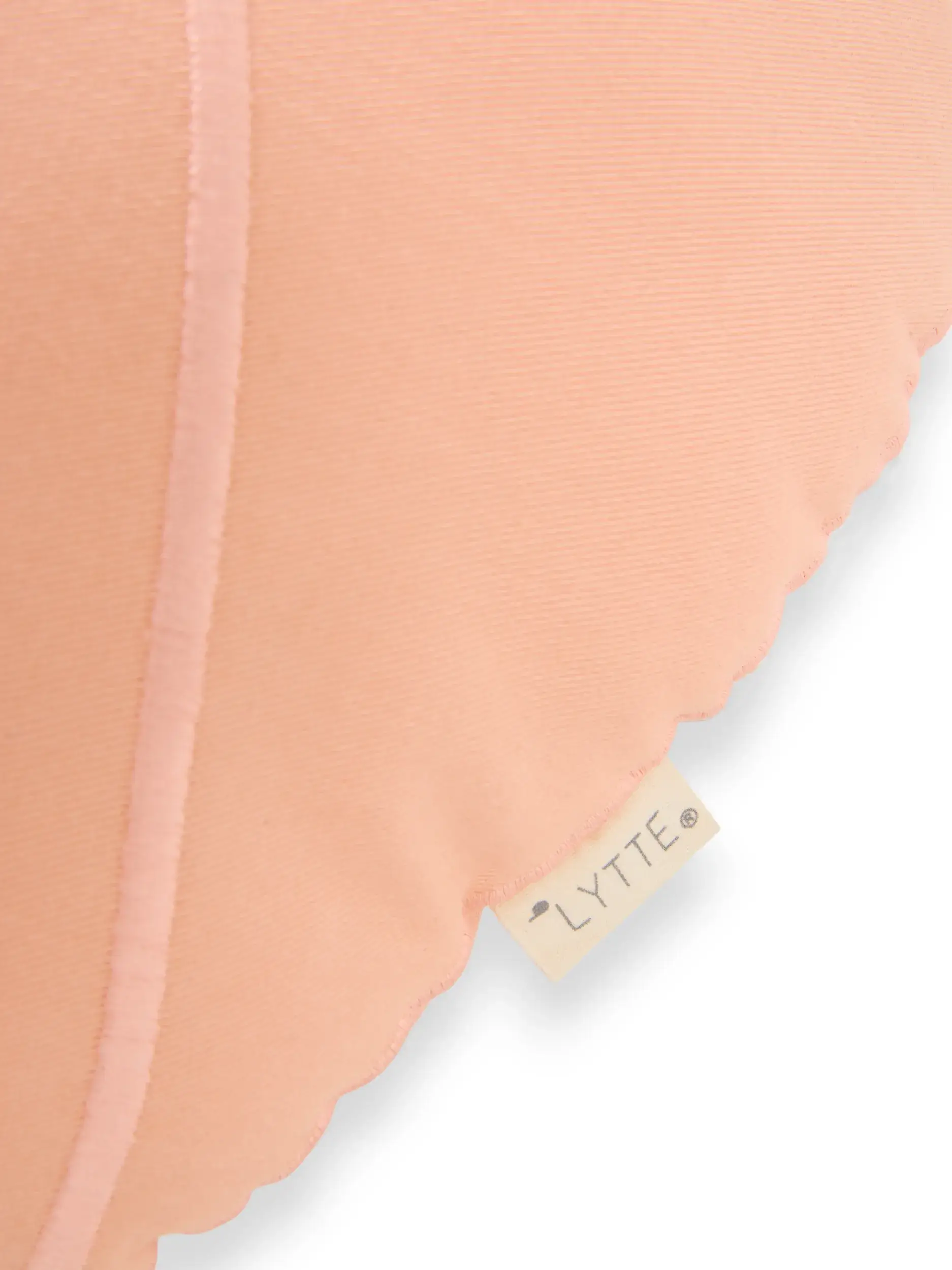 Polštář Franzi Meruňková od Lytte