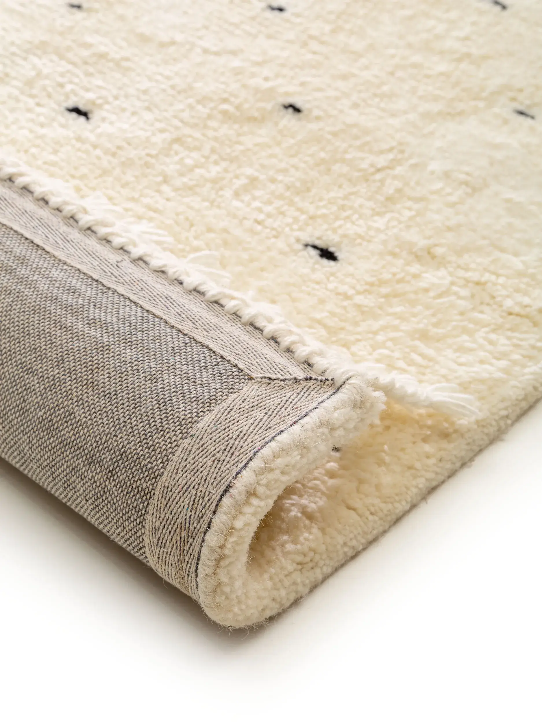 Matta av 100% Ull i Beige med 100% Ull hög lugg från Lytte