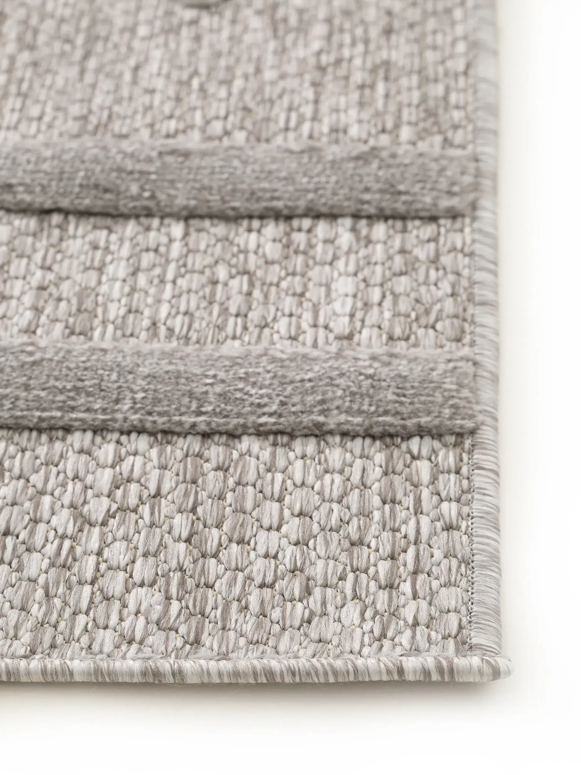 Teppich aus 100% Polypropylen in Grau mit 100% Polypropylen hohem Flor von benuta Nest