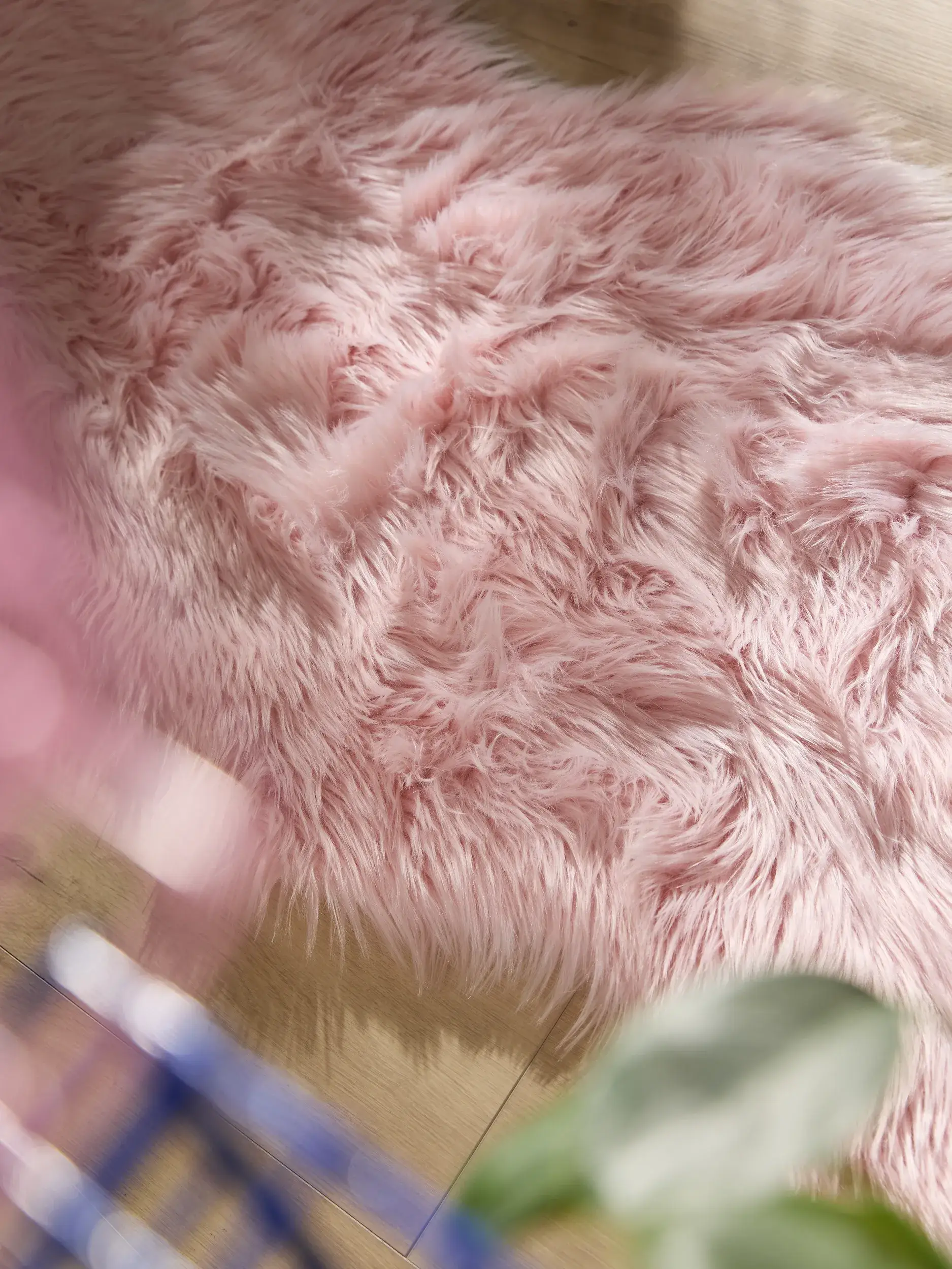Matta av 70% Polyakryl, 30% Polyester i Rosa med 70% Polyakryl, 30% Polyester hög lugg från benuta POP