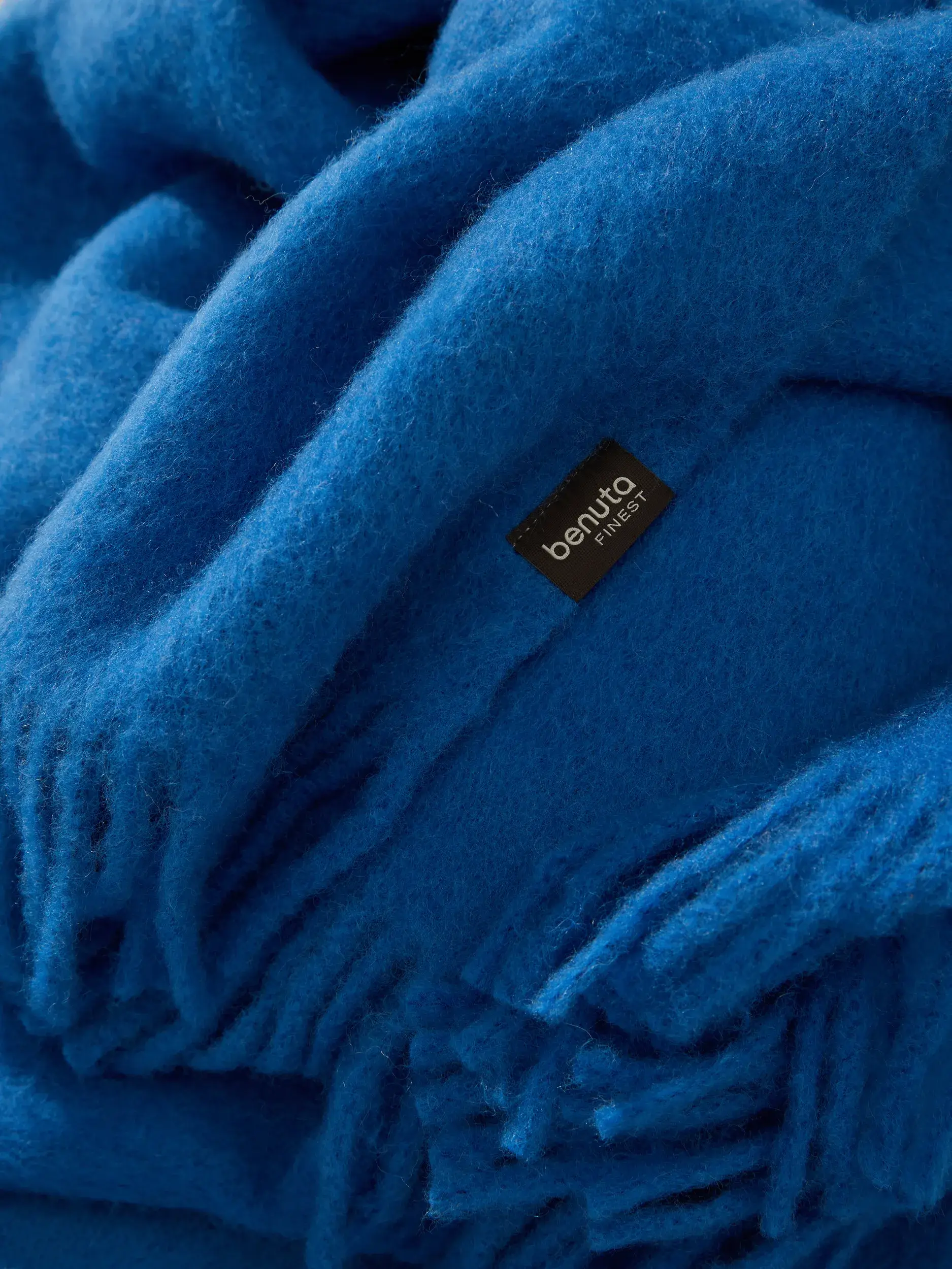 Tæppe Otis Blå fra benuta Finest