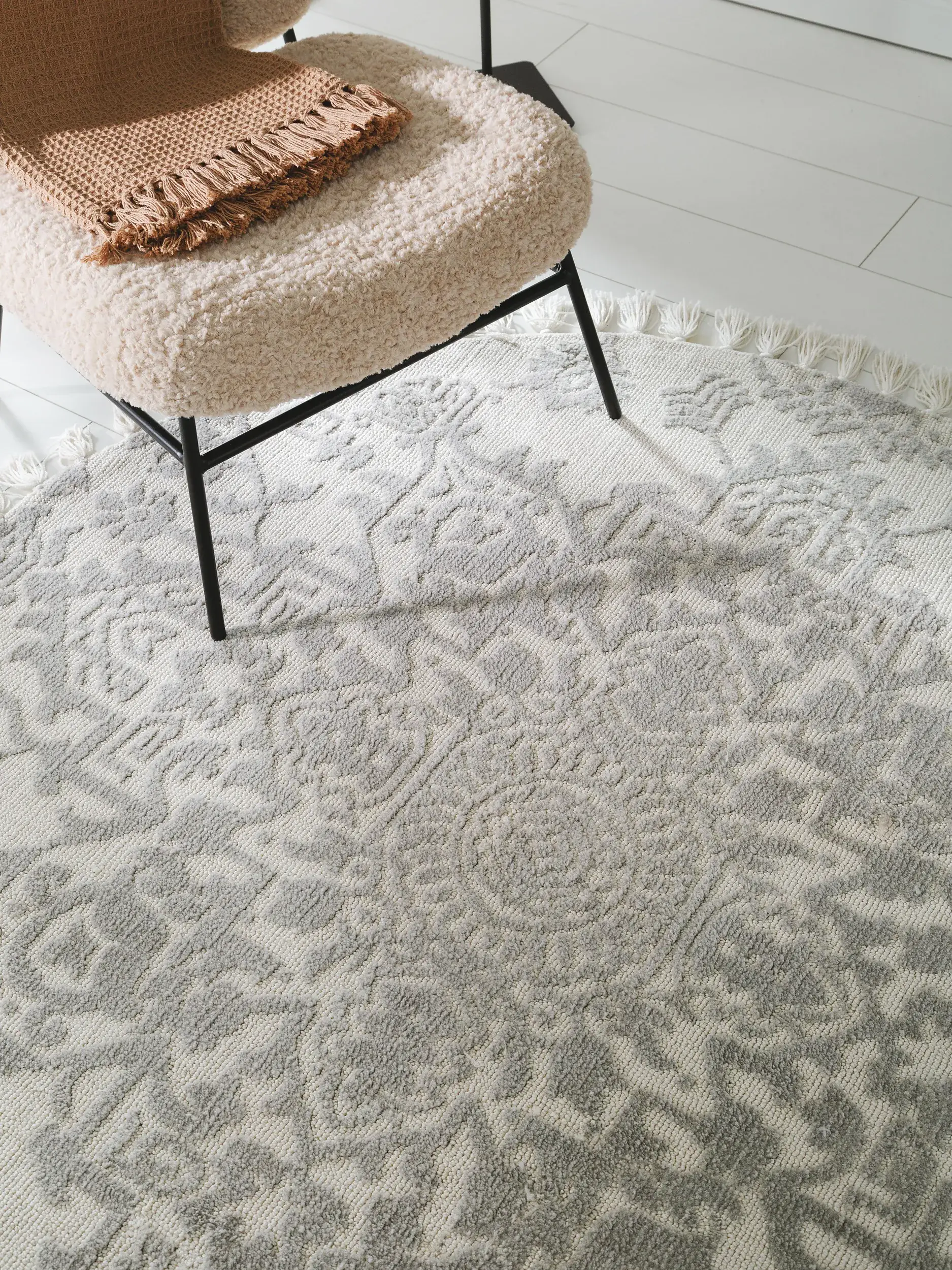 Teppe av 100% Polyester (Microfiber) i Grau med 100% Polyester (Microfiber) høy lugg fra benuta Nest
