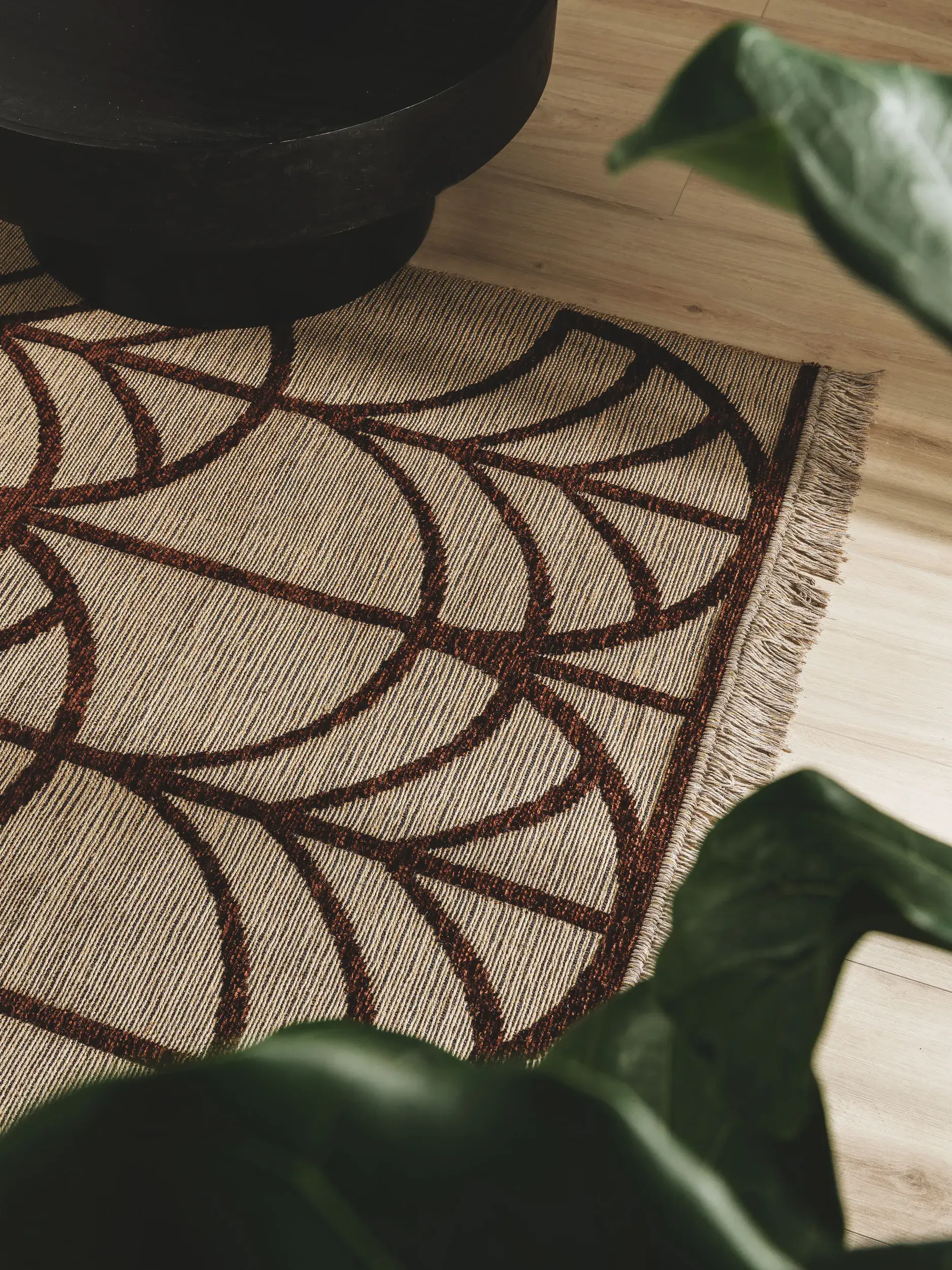 Rug made of 55% Cotton (recycled), 30% Jute, 15% Polyester in Beige with a 55% Cotton (recycled), 30% Jute, 15% Polyester high pile by benuta Pure