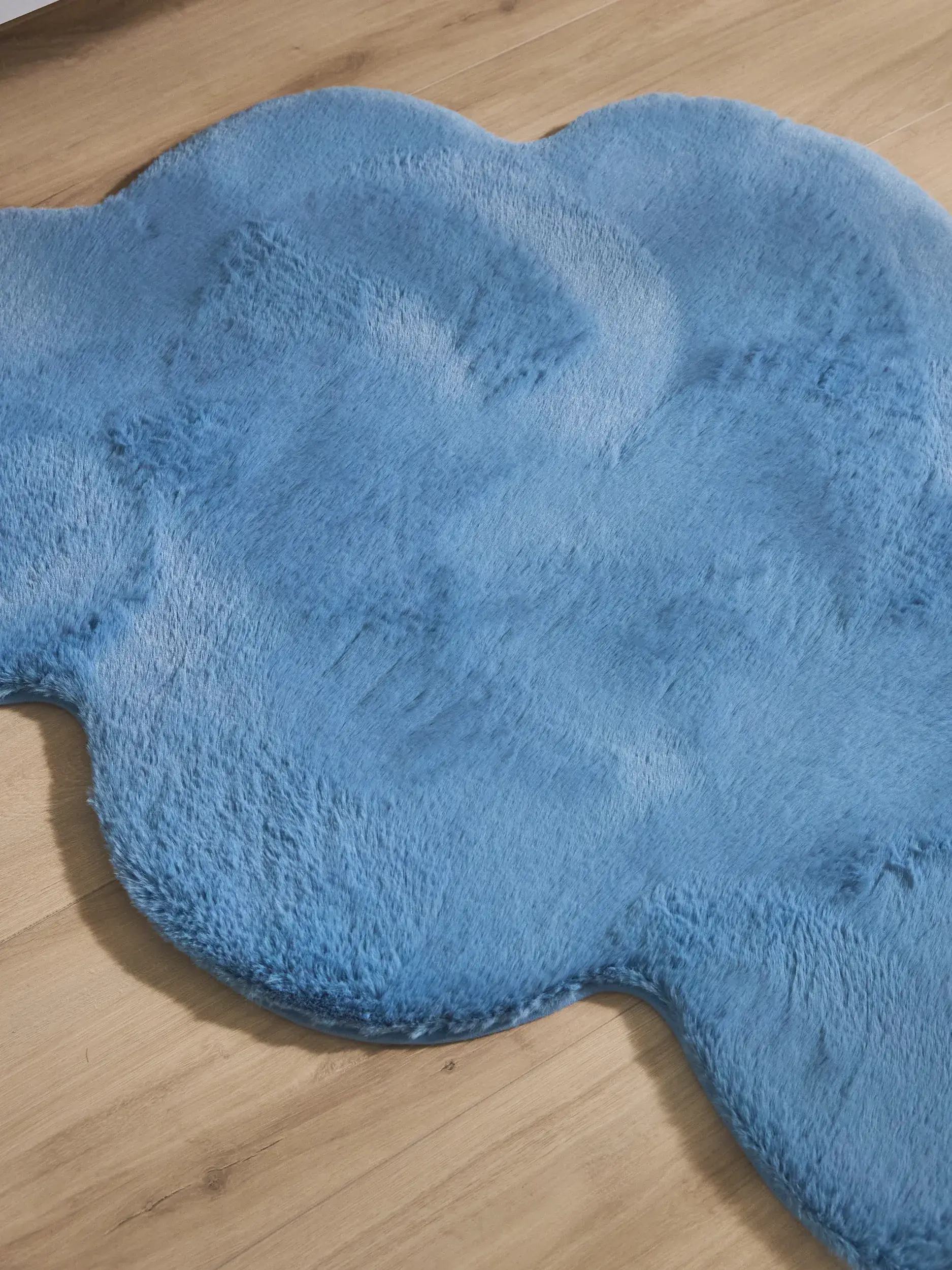 Teppich Dave aus 100% Polyester in Blau von Lytte