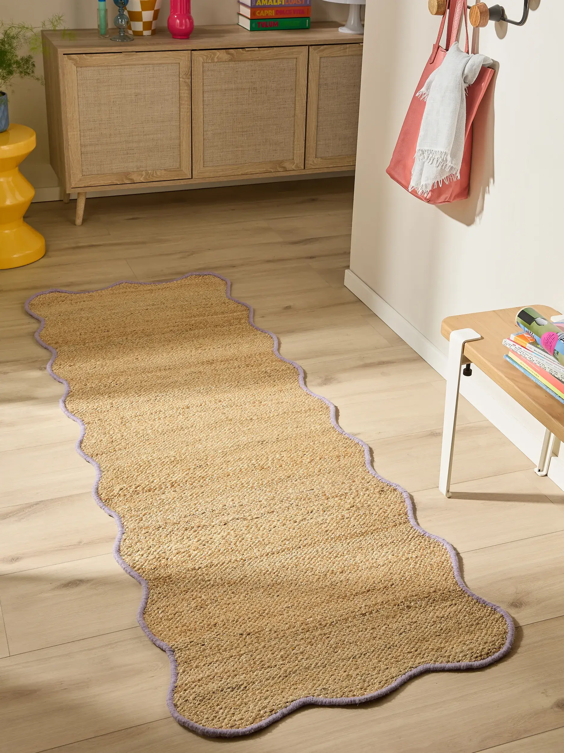 Rug made of 91% Jute, 4% Cotton, 3% Wool, 2% Polyester in Purple with a 91% Jute, 4% Cotton, 3% Wool, 2% Polyester high pile by benuta Pop