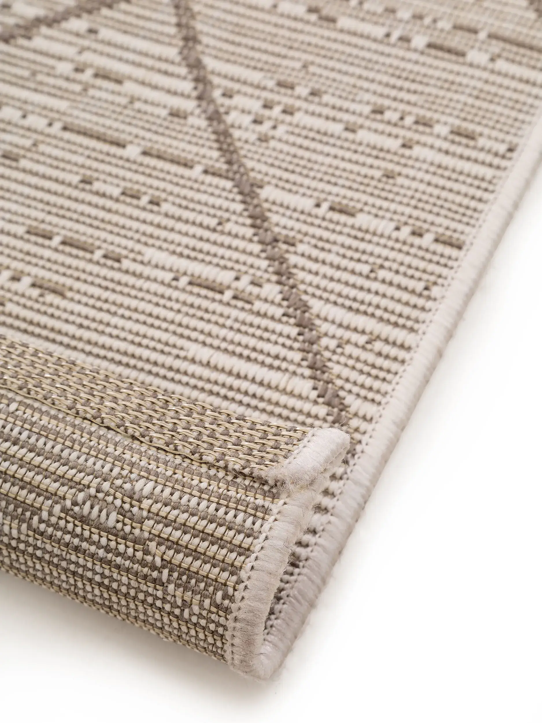 Tapis en 100% Polypropylène en Beige avec une pile de 100% Polypropylène de hauteur de benuta nest