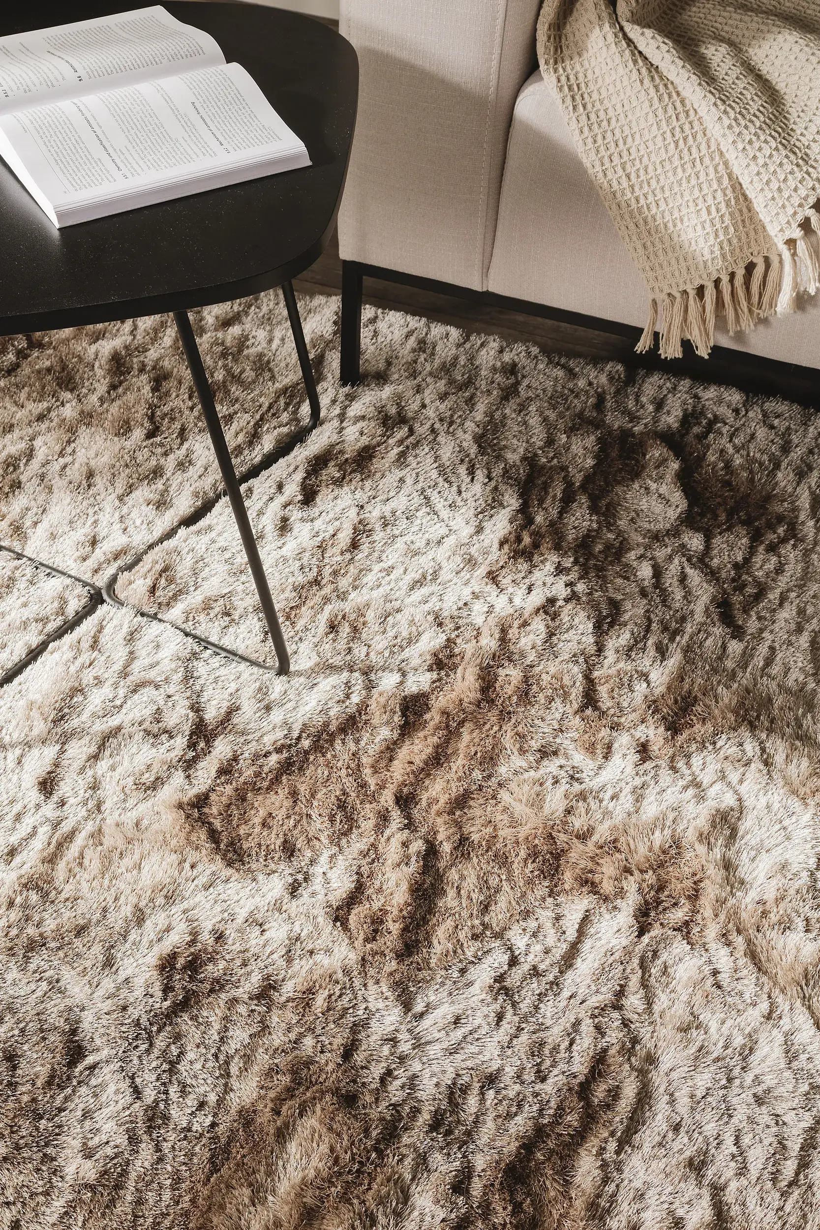 Tapis en 100% Polyester en Marron avec une pile de 100% Polyester de hauteur de benuta nest