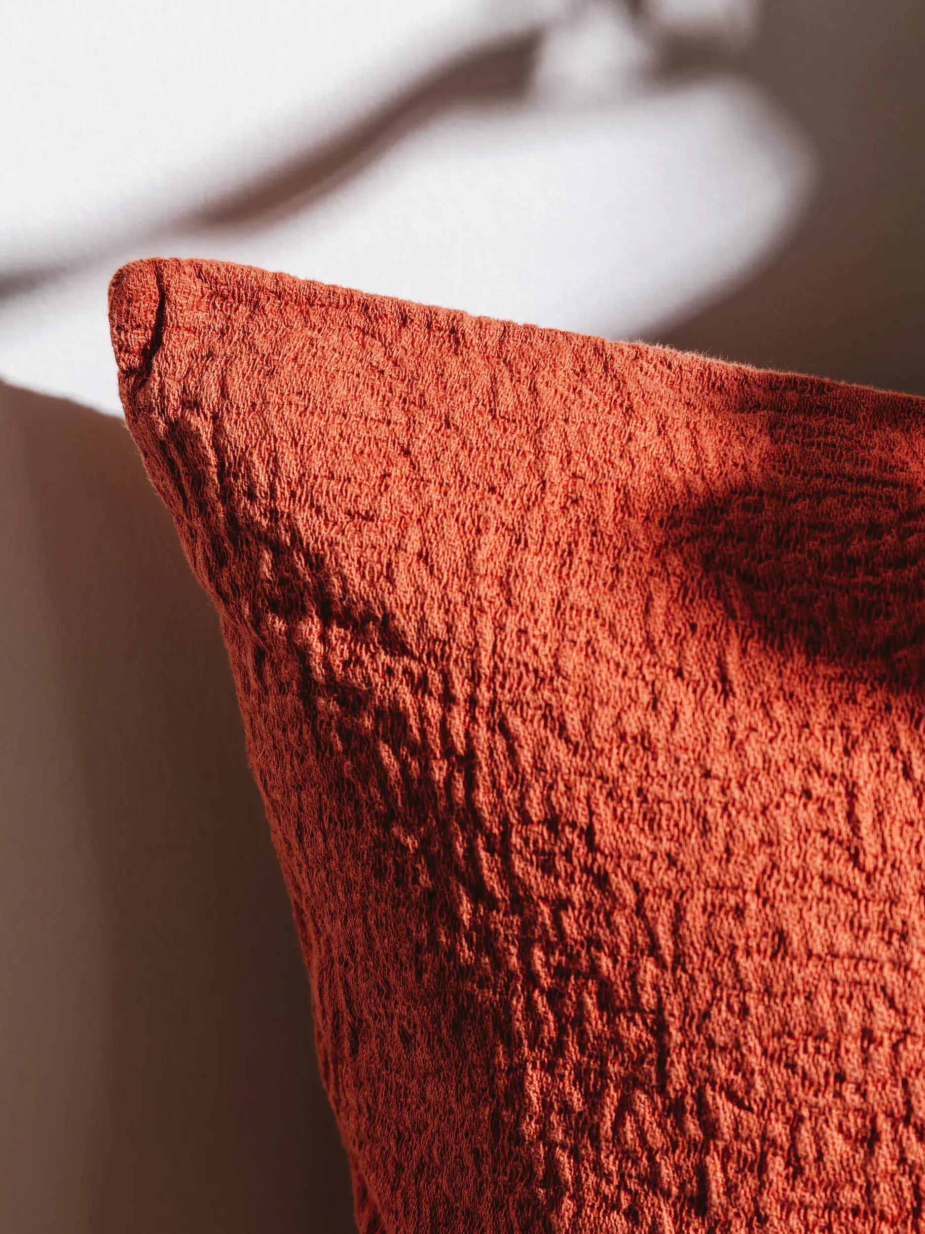Kissenbezug Carmo Rot in Einfarbig design made of 100% Cotton by benuta