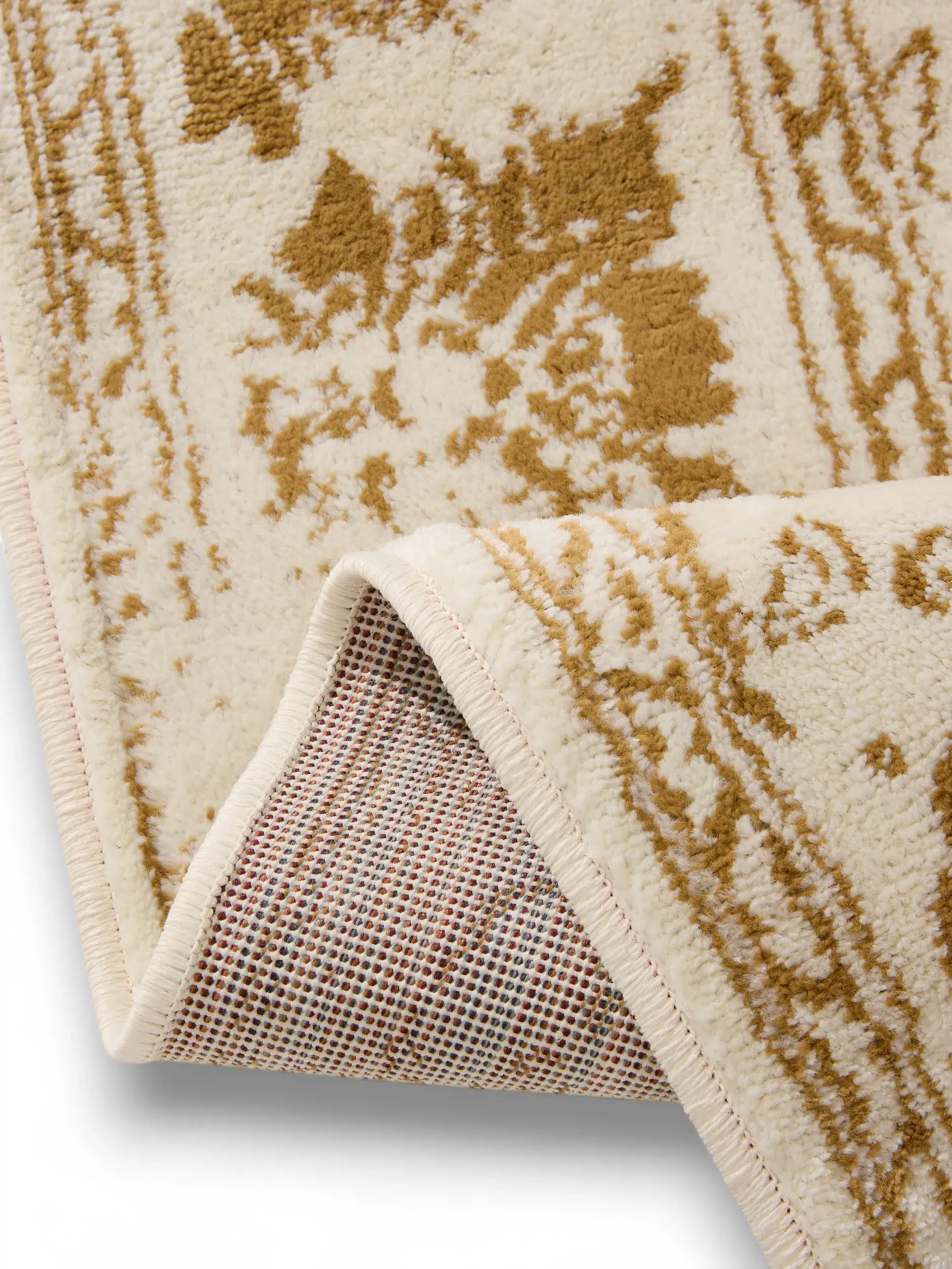 Rug made of 100% Polypropylen in Beige with a 100% Polypropylen high pile by benuta Basic