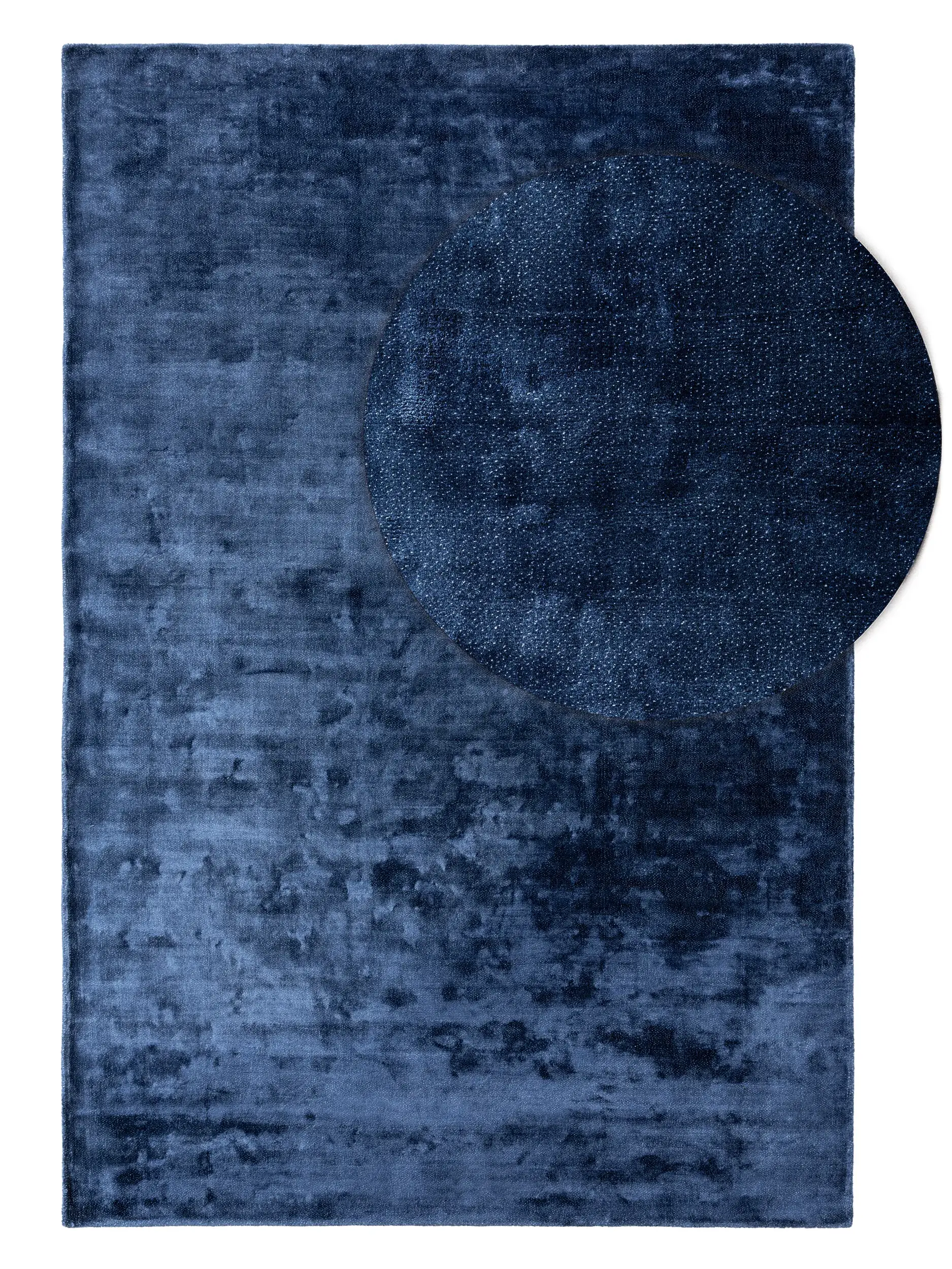 Alfombra Milian de 97% Viscosa, 3% Poliéster en Azul de benuta Finest