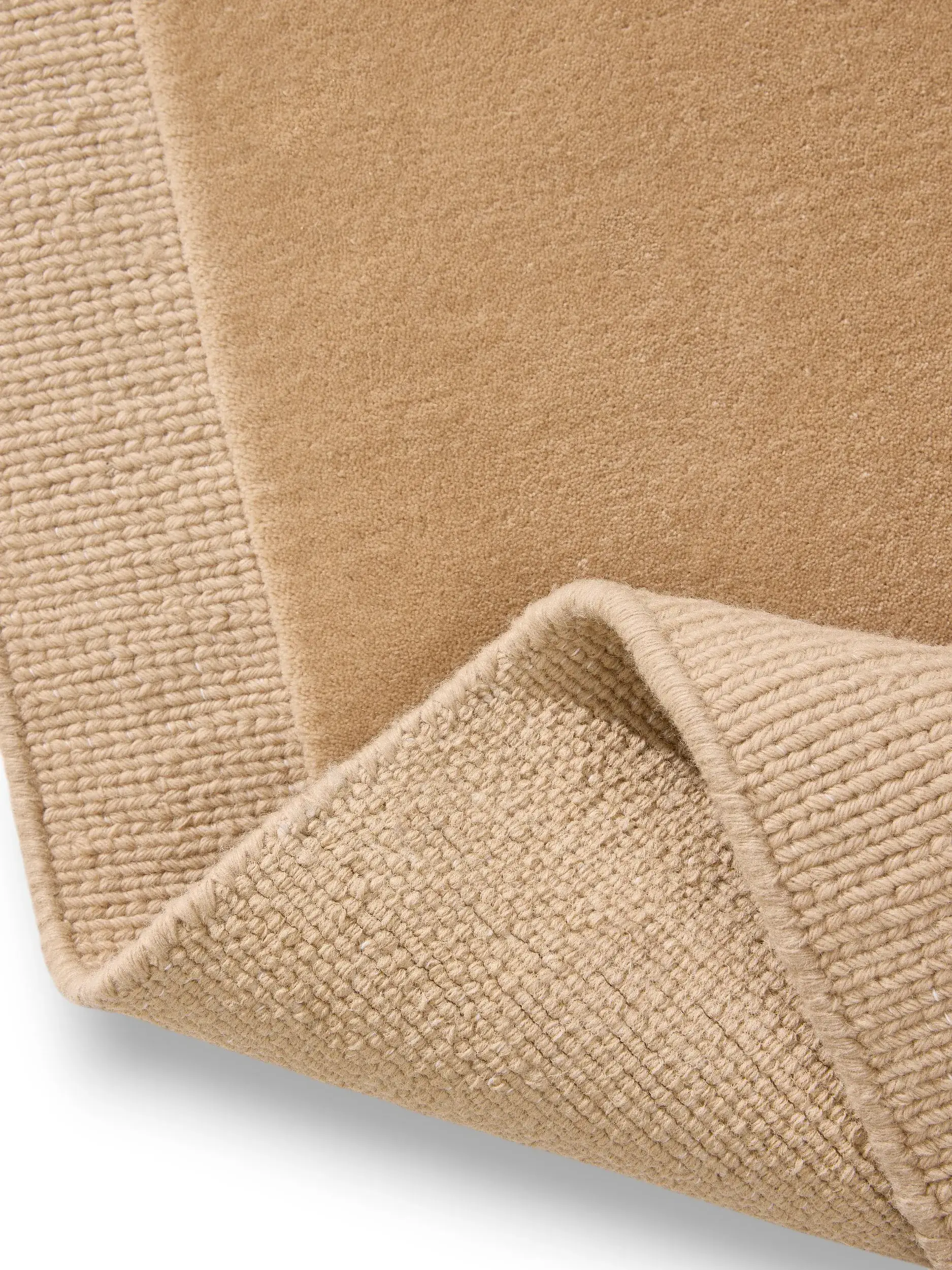 Rug made of 100% Wool in Beige with a 100% Wool high pile by benuta Finest