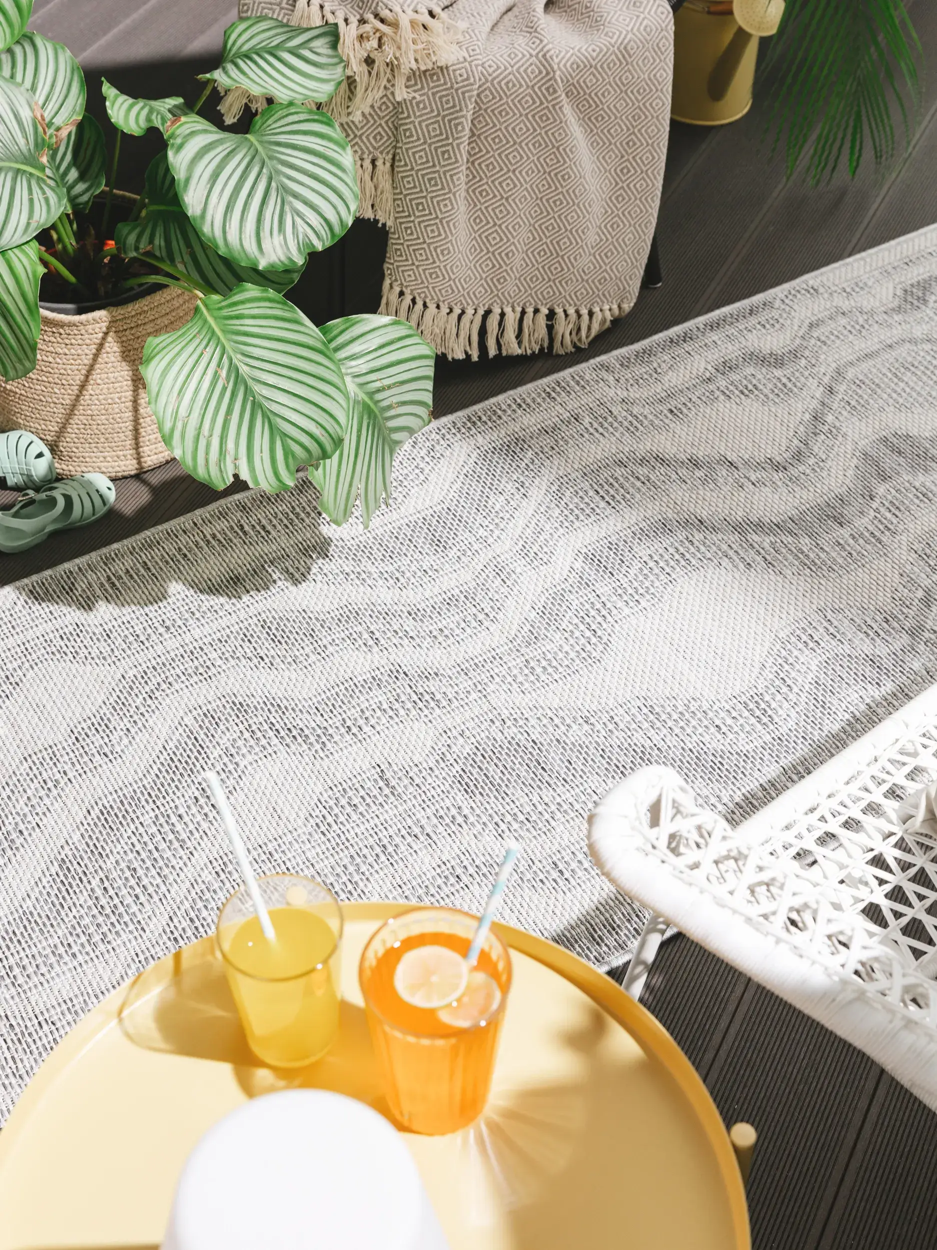Rug made of 100% Polypropylen in Grey with a 100% Polypropylen high pile by benuta Nest